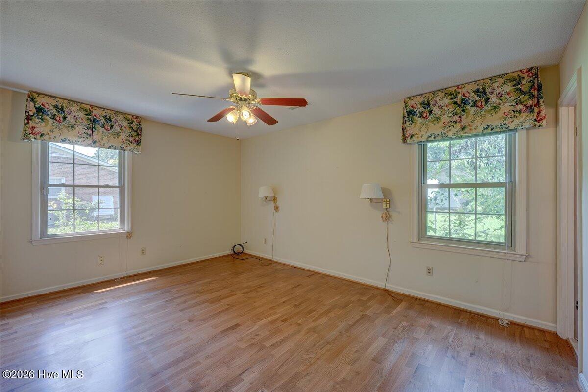 4904 Hillandale Road Property Photo 22