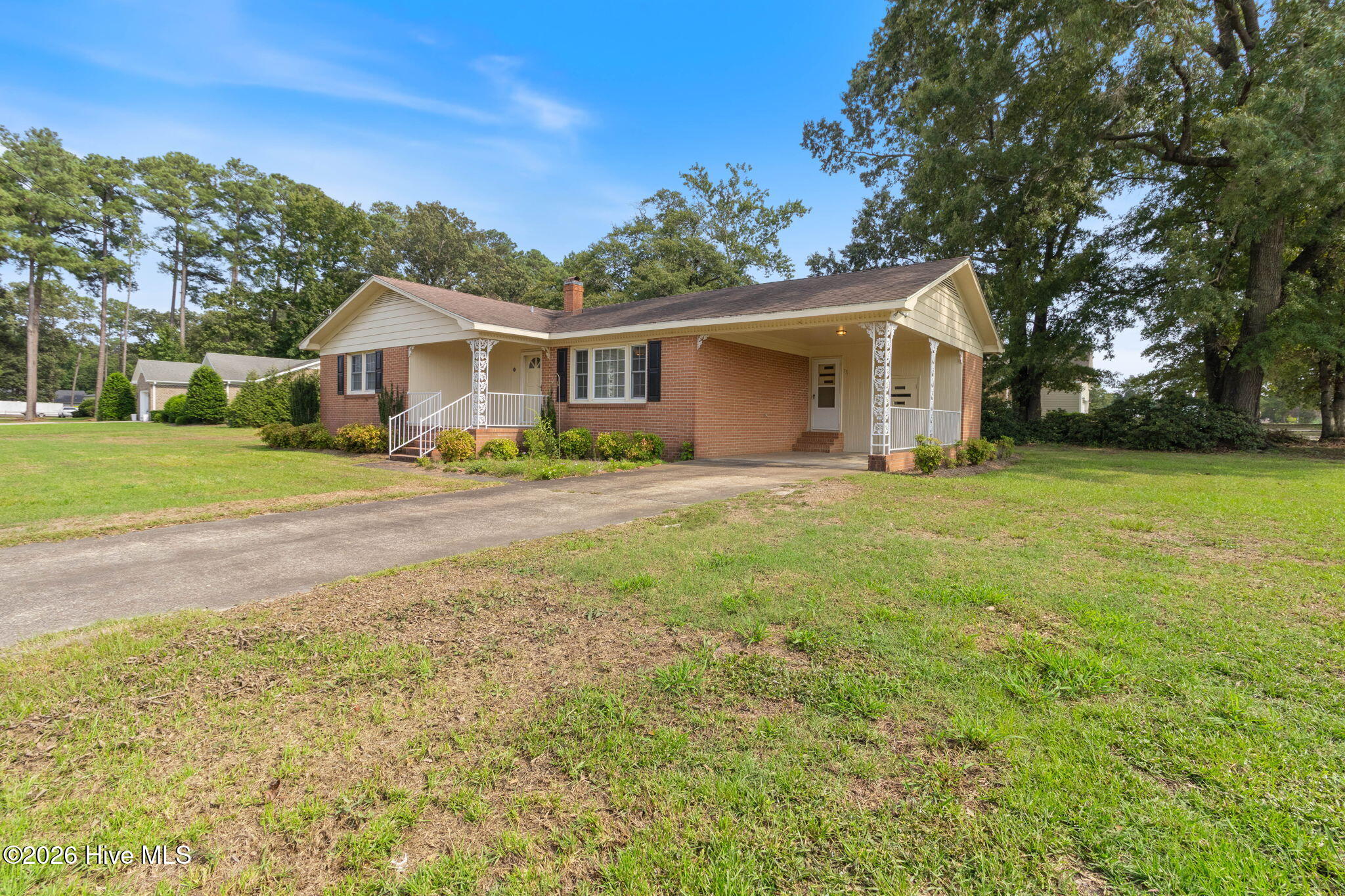 771 Dixie Road Property Photo 2