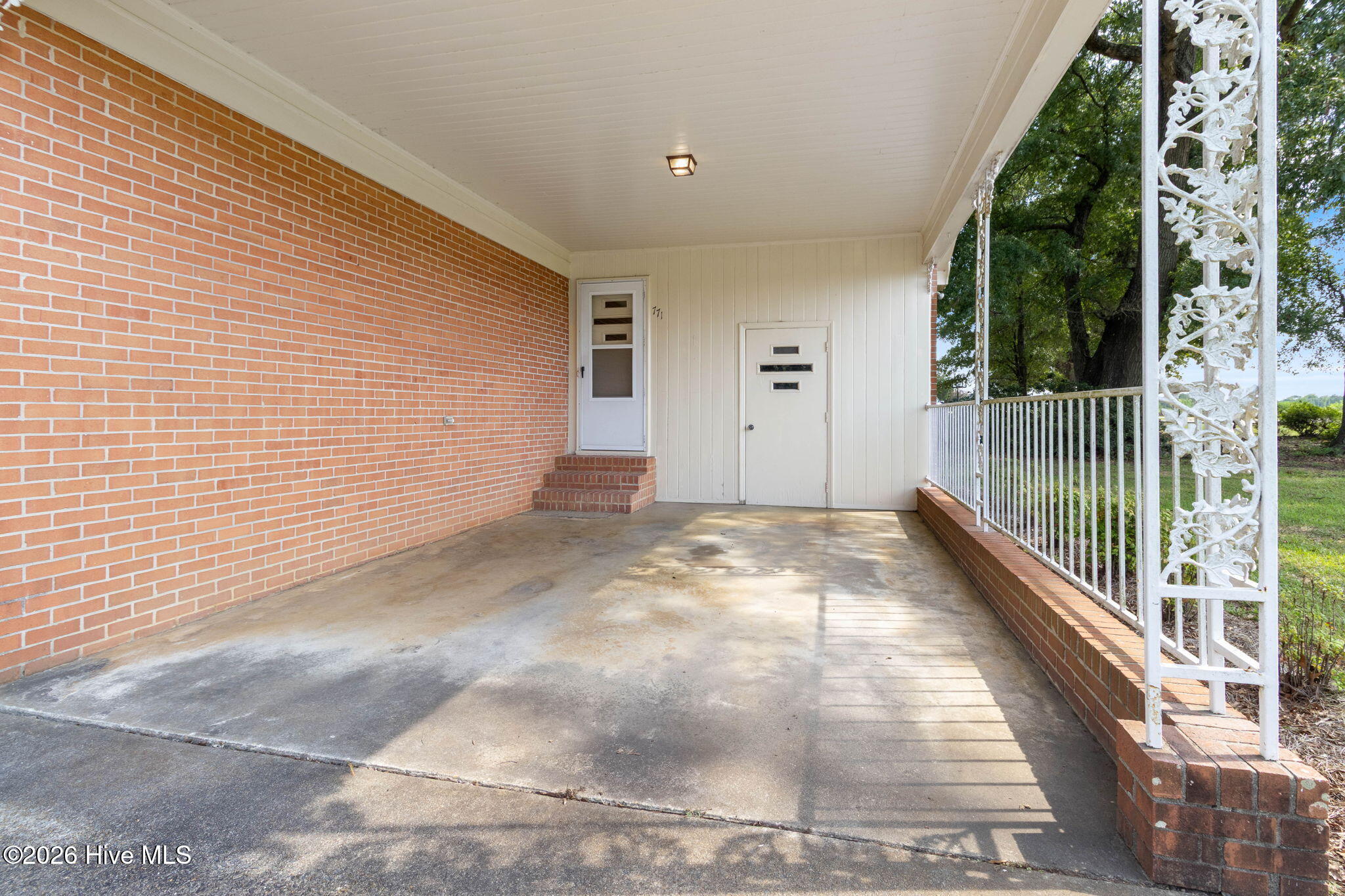 771 Dixie Road Property Photo 4