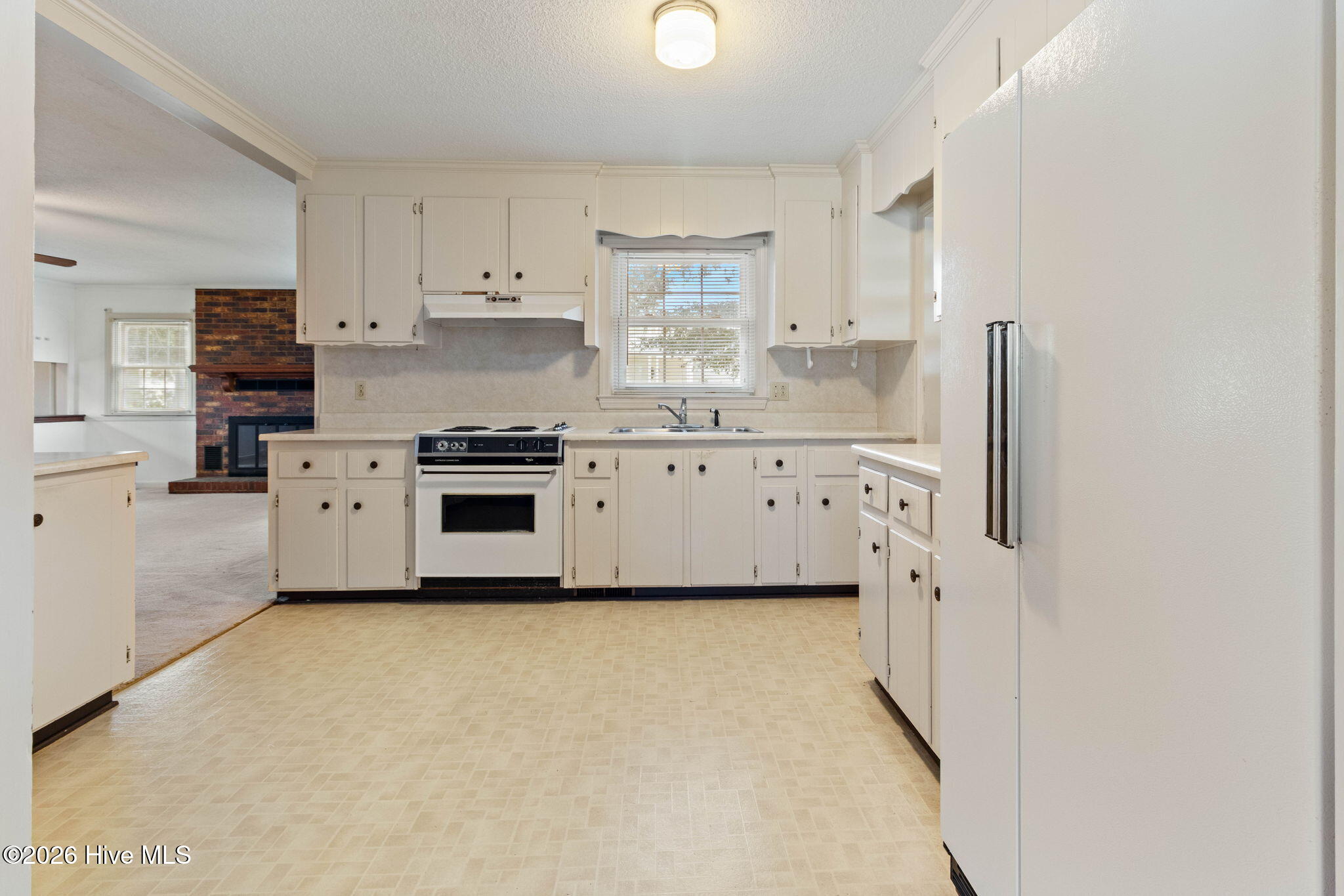 771 Dixie Road Property Photo 8