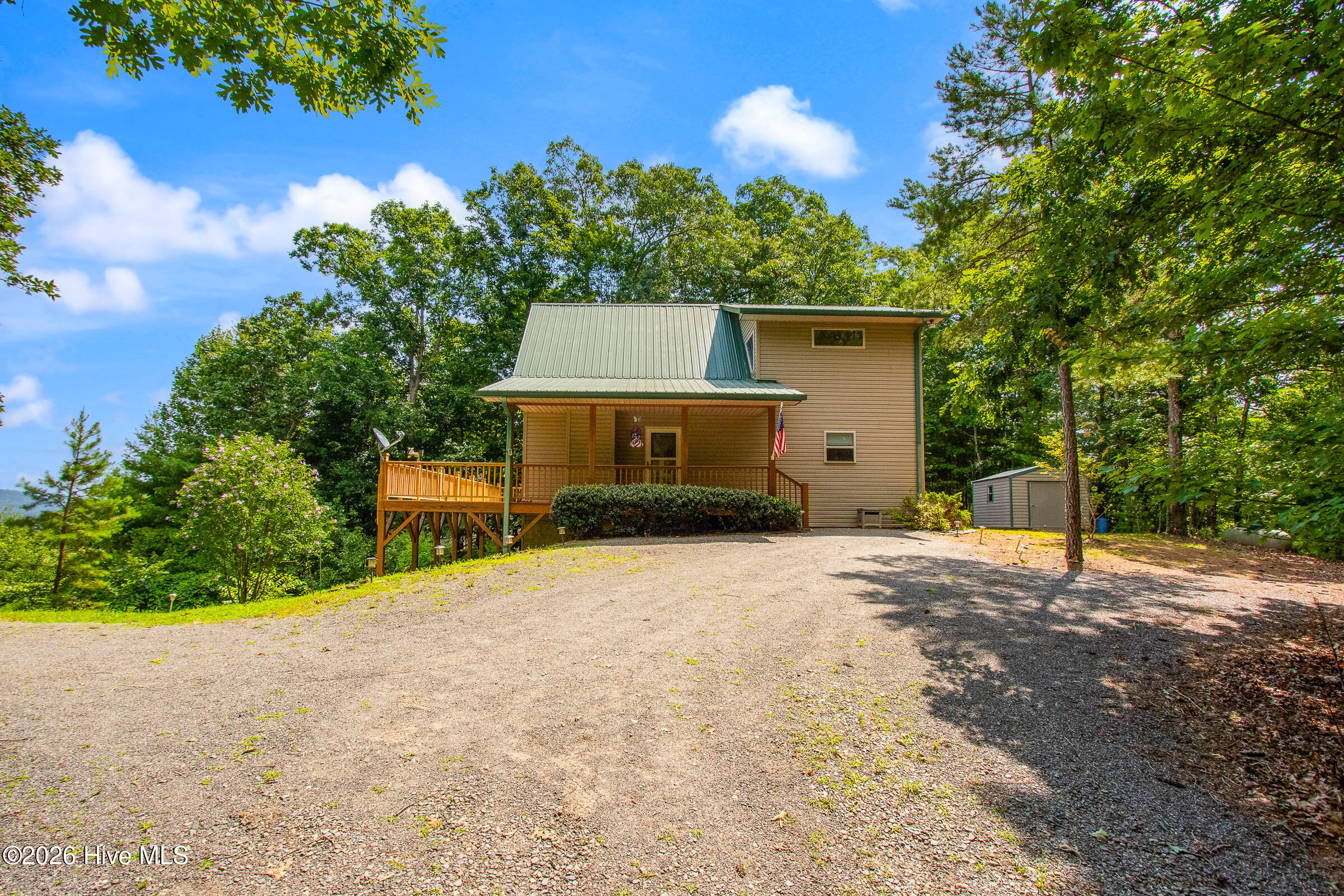 320 Windy Ridge Lane Property Photo 3