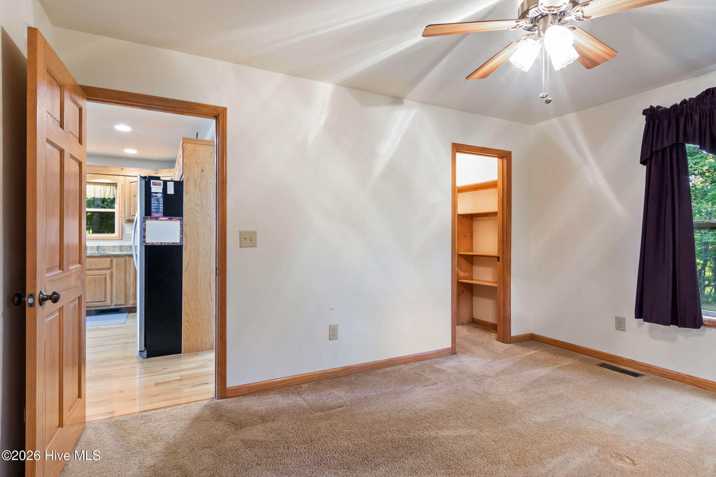 320 Windy Ridge Lane Property Photo 19