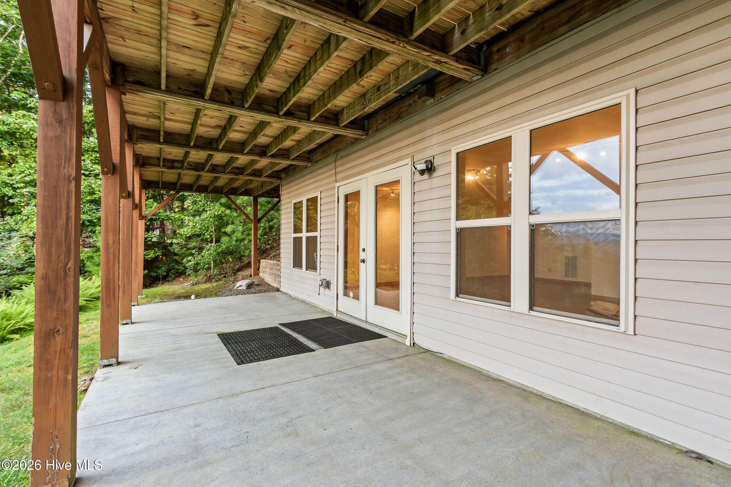 320 Windy Ridge Lane Property Photo 48