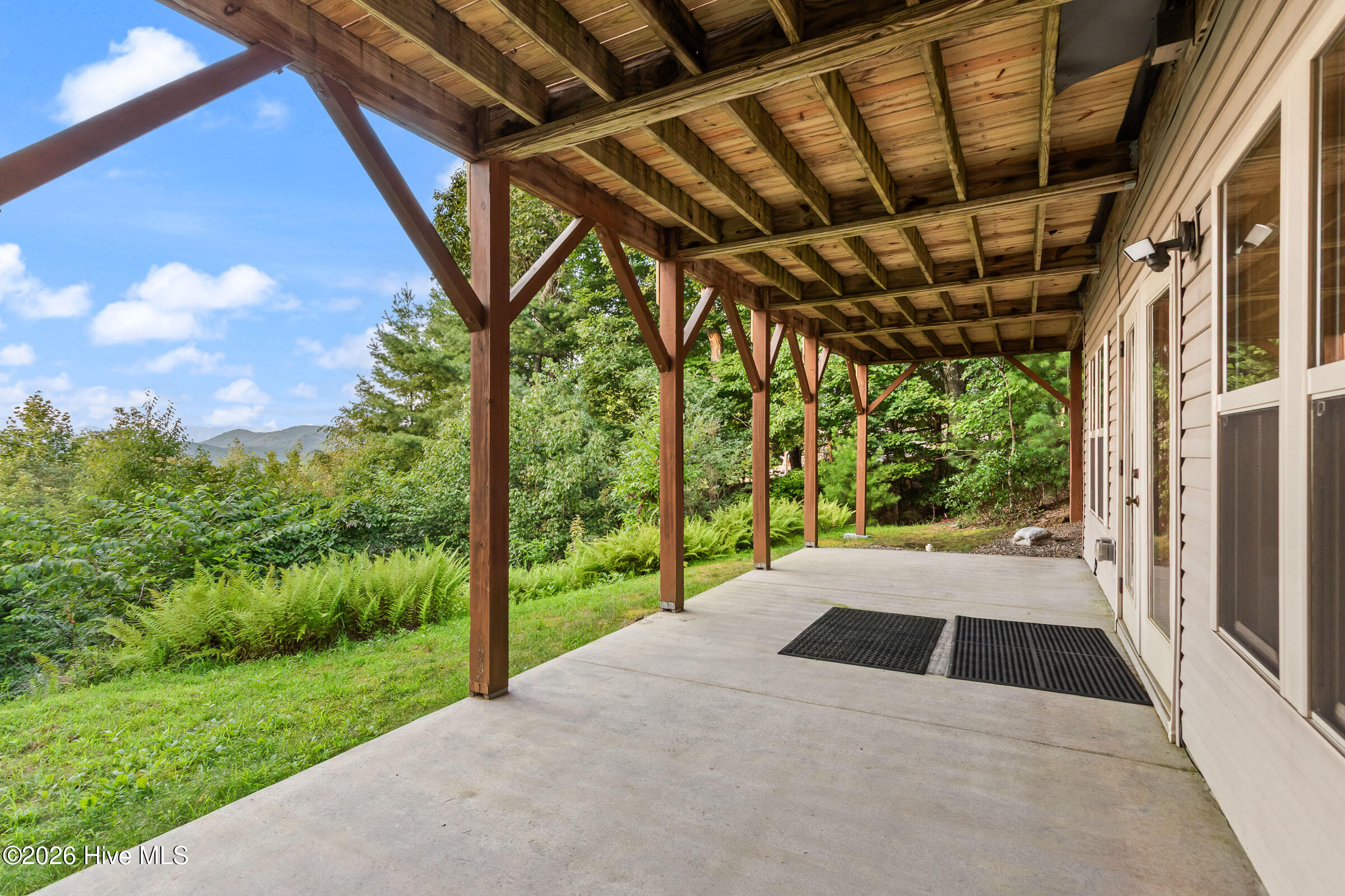 320 Windy Ridge Lane Property Photo 49