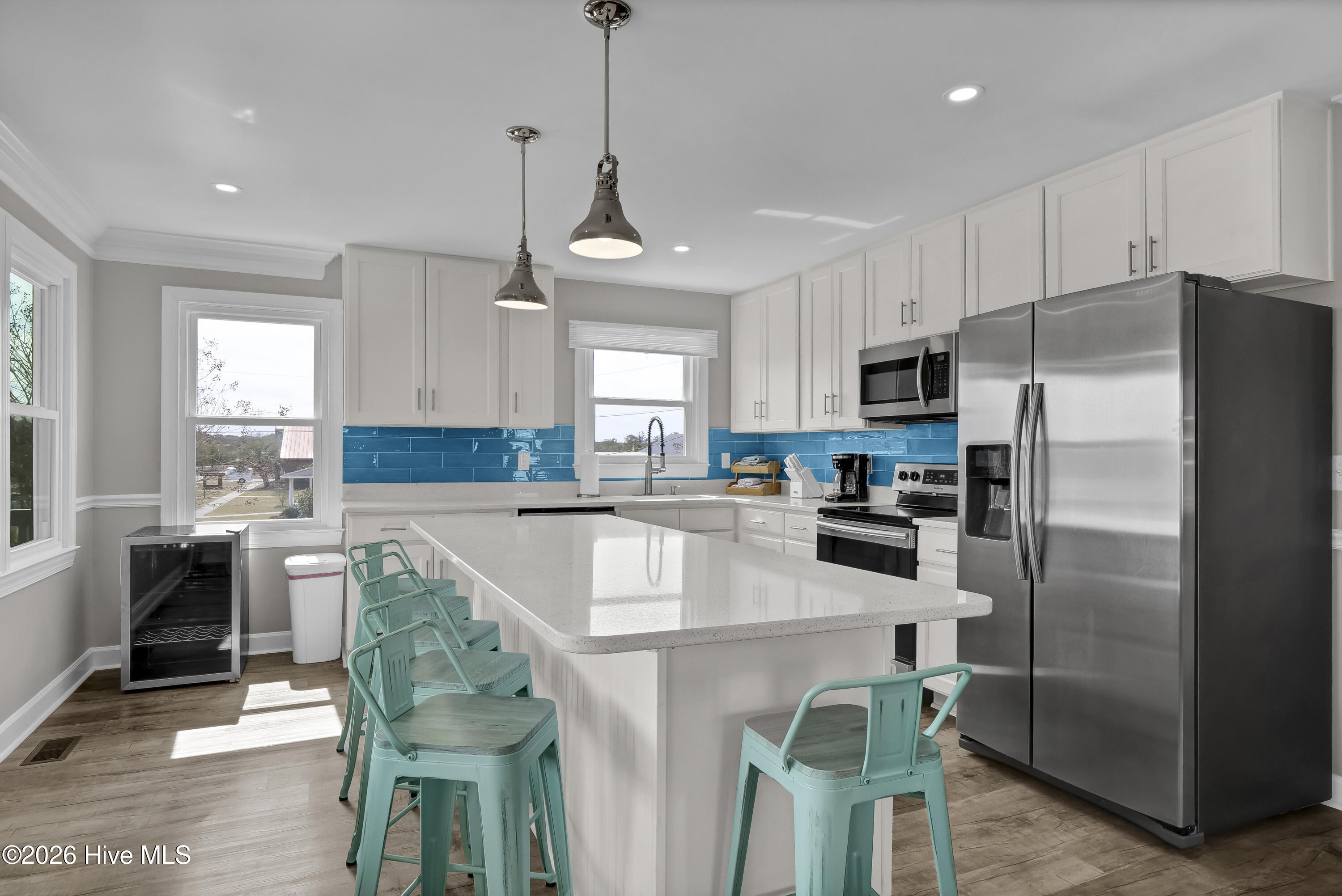 142 S Sixth Avenue S Property Photo 8