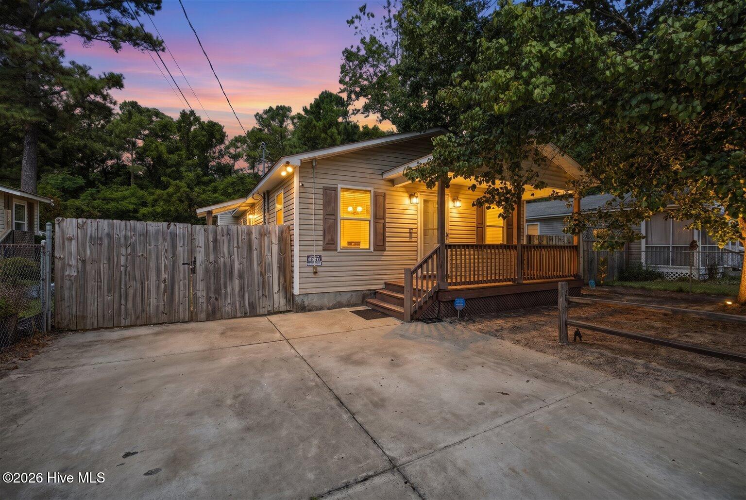 539 Maides Avenue Property Photo 1
