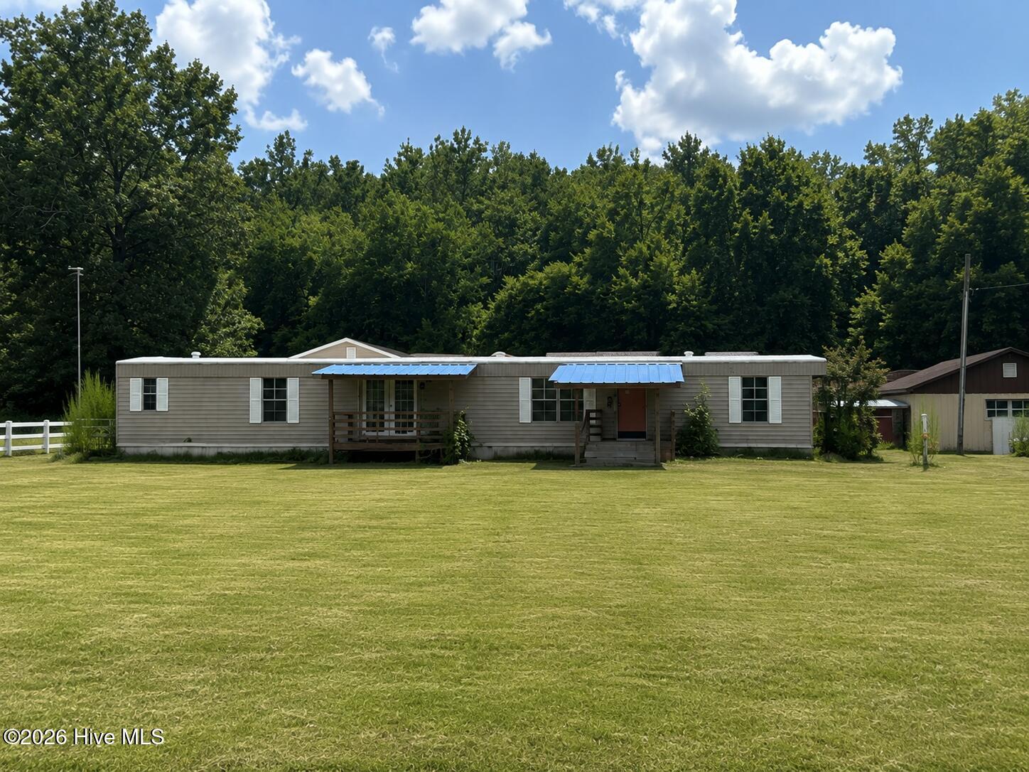 648 Hall Siding Road Property Photo 1