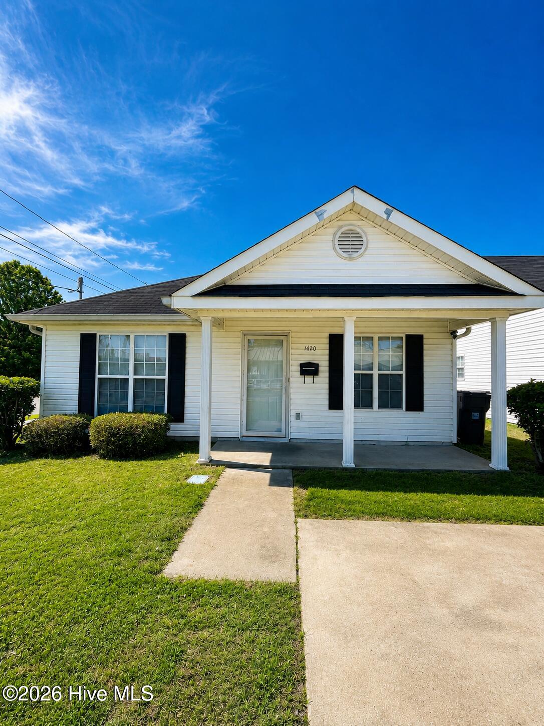 1420 Perry Avenue Property Photo 1