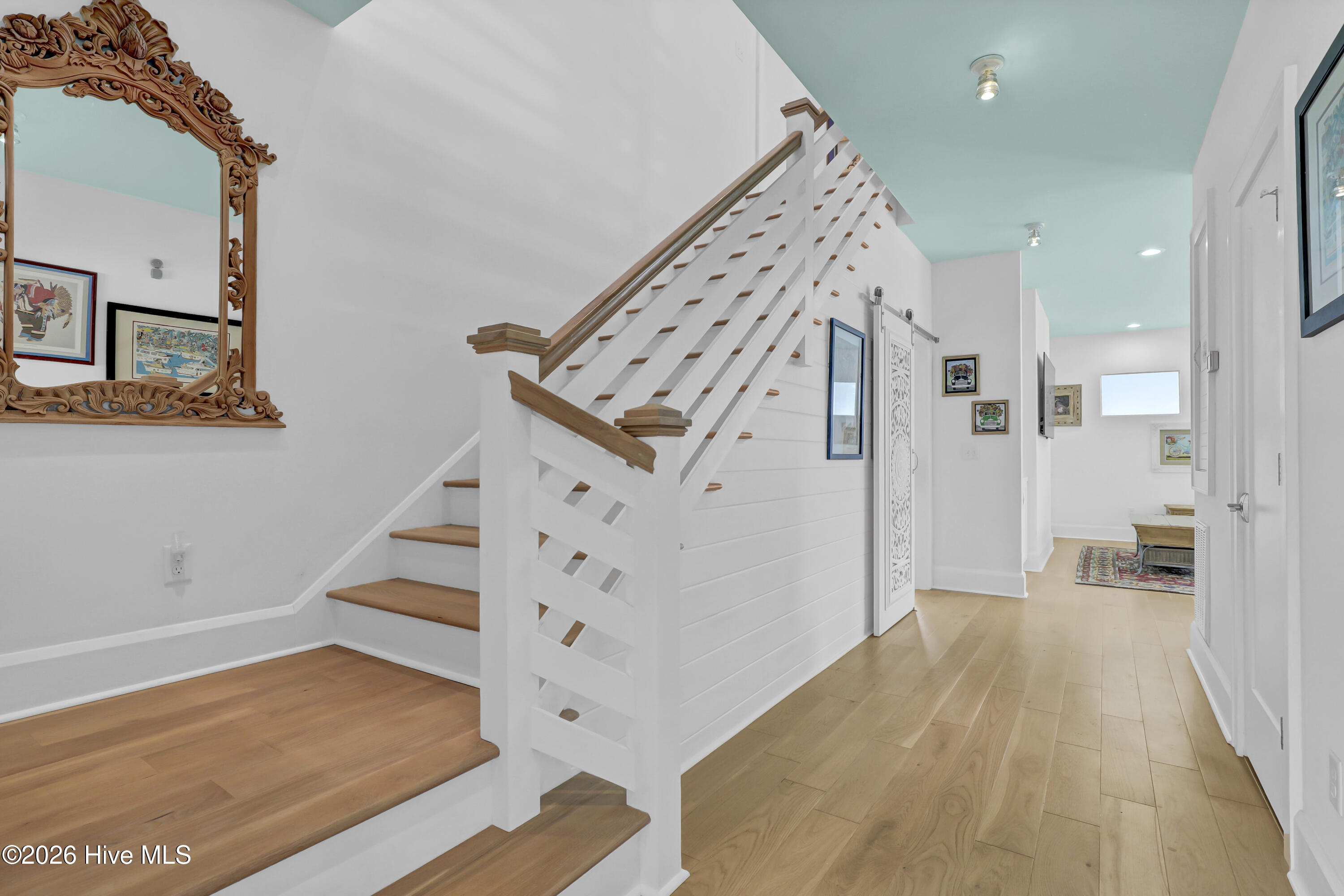 630 Ravenswood Road Property Photo 14