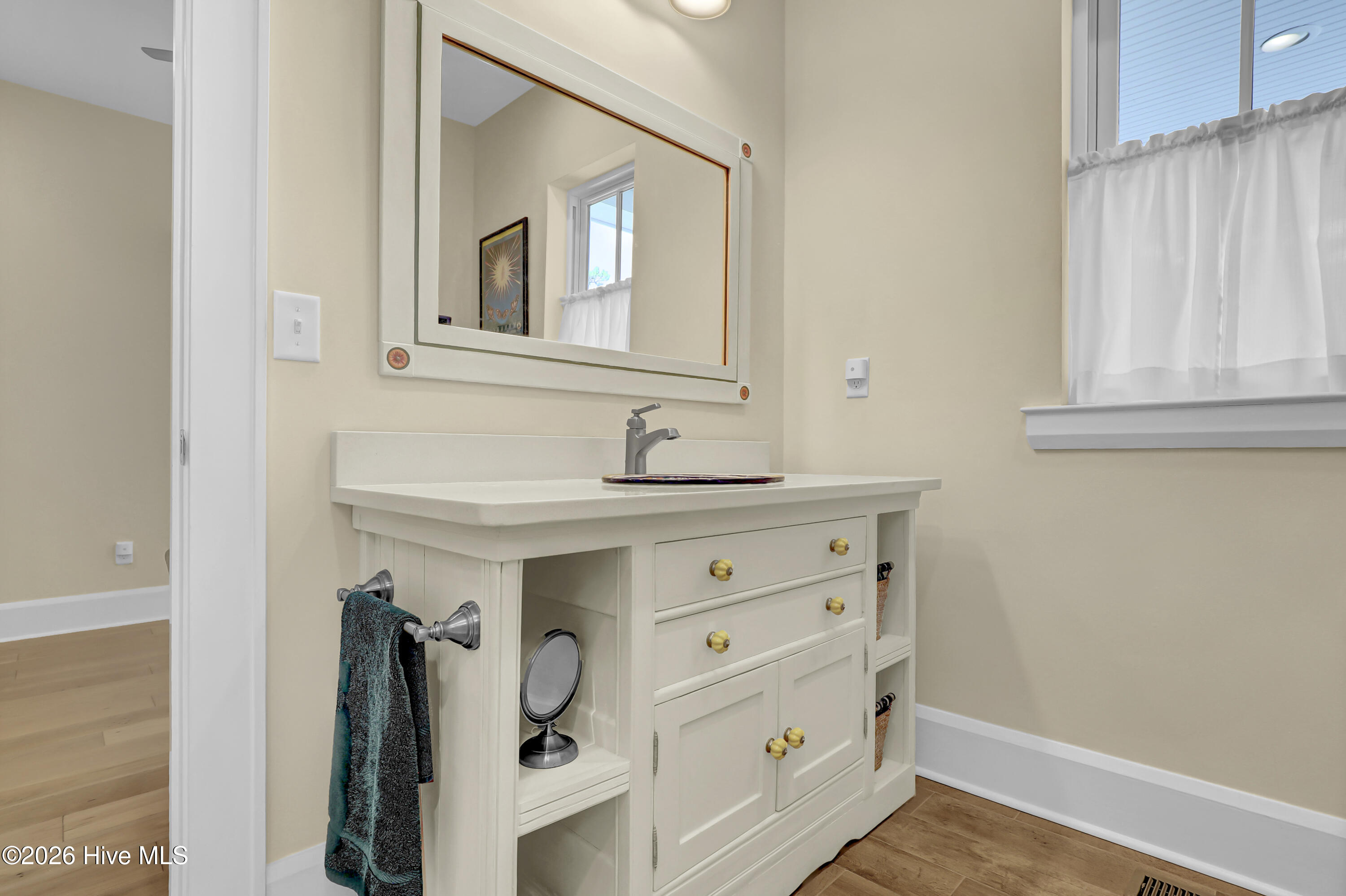 630 Ravenswood Road Property Photo 49