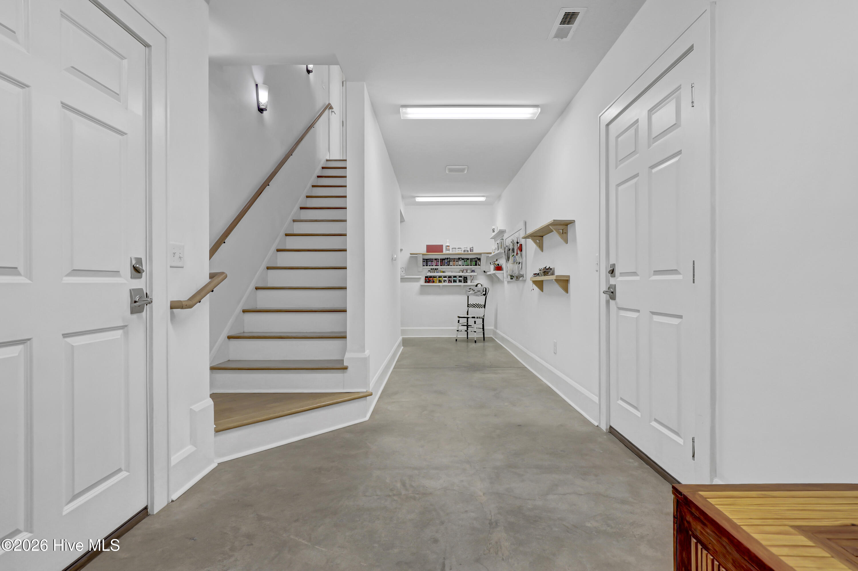 630 Ravenswood Road Property Photo 64