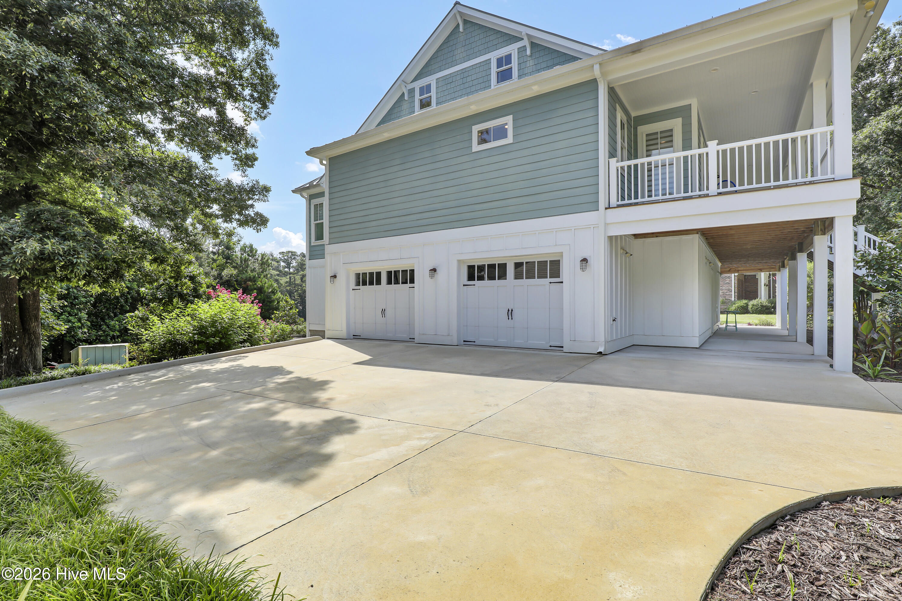 630 Ravenswood Road Property Photo 71