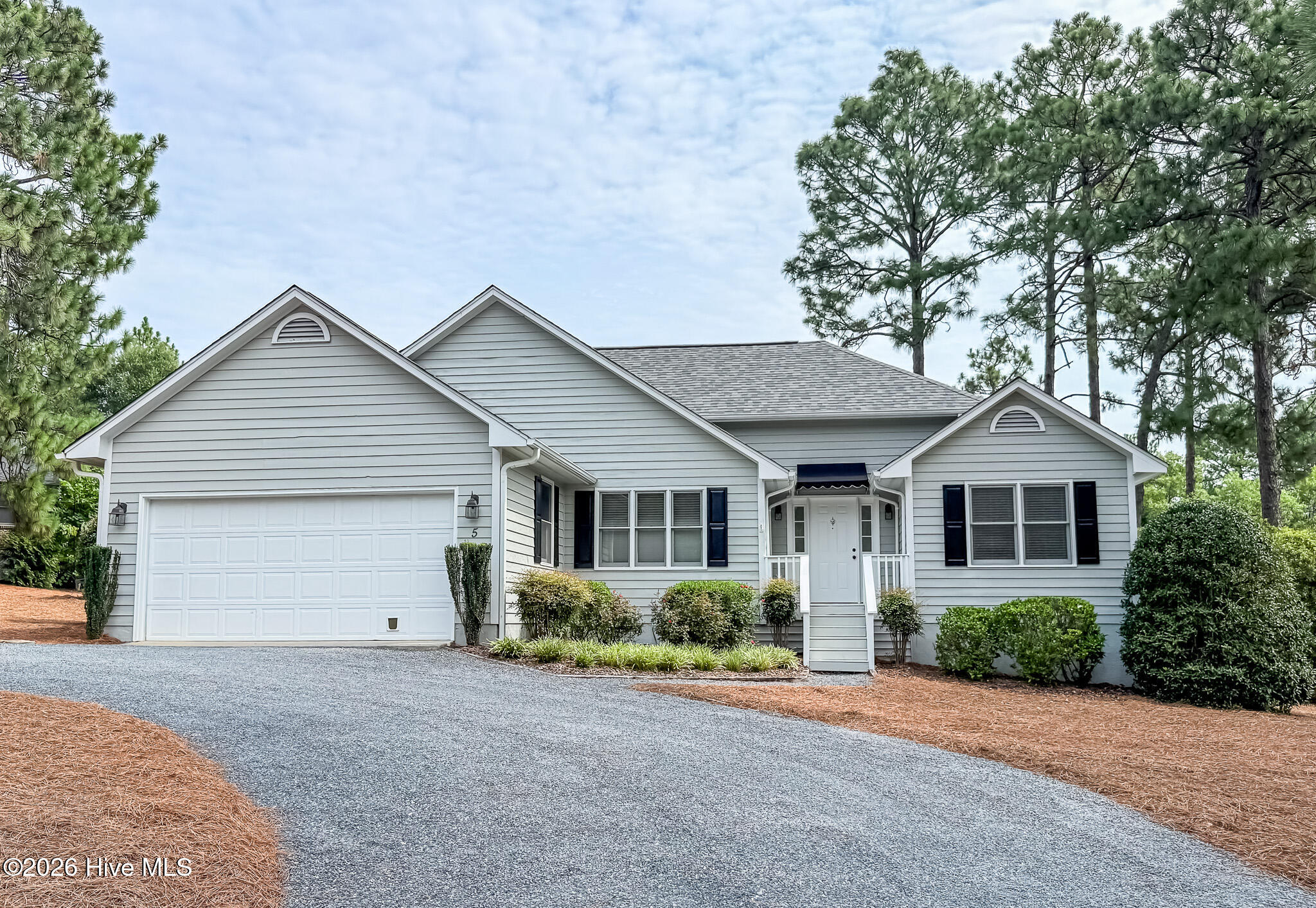5 Bridle Path Circle Property Photo 1