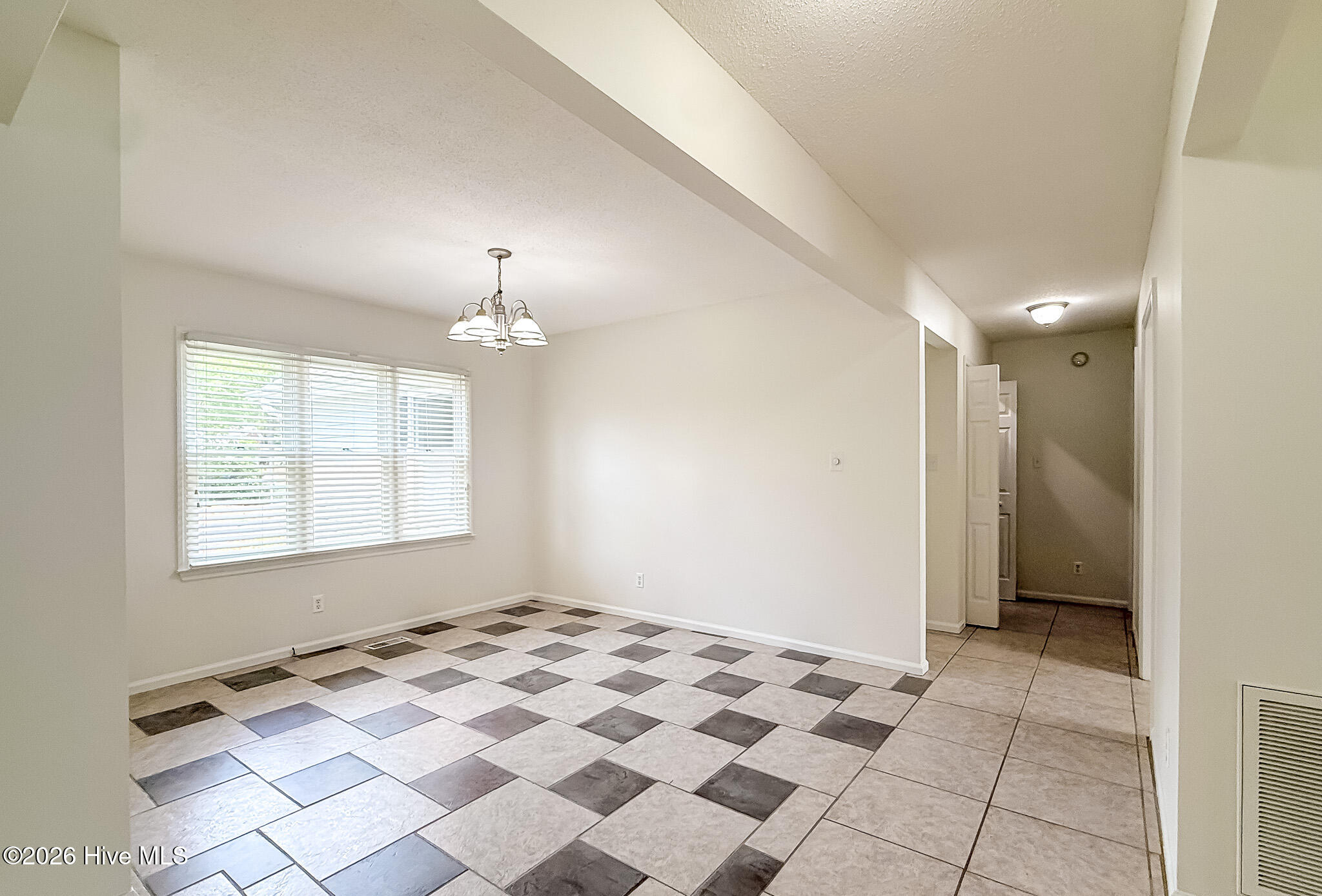 5 Bridle Path Circle Property Photo 14