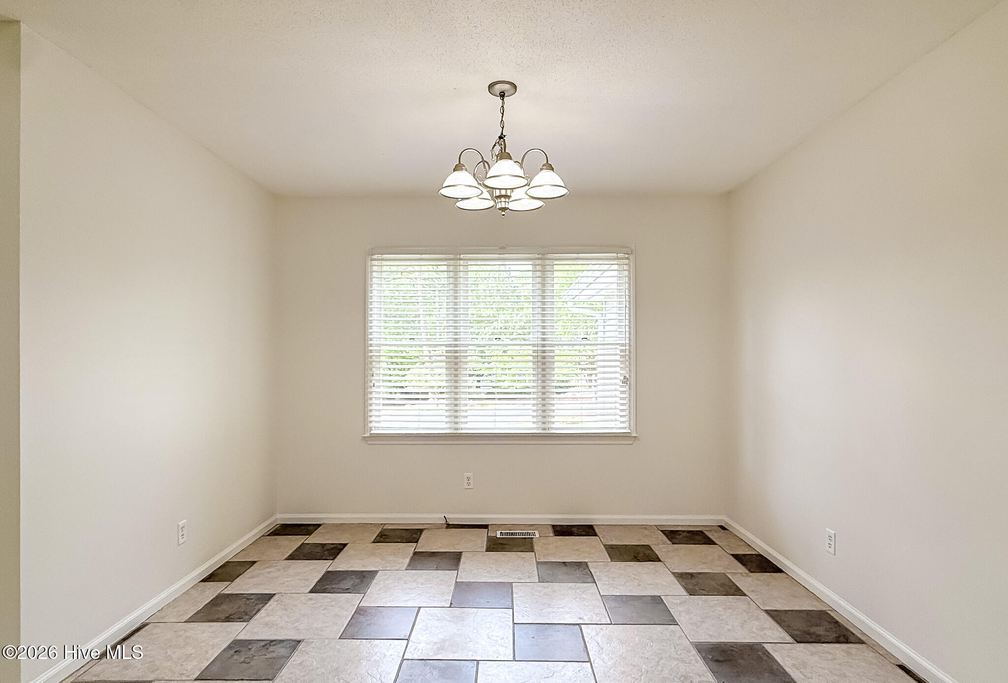 5 Bridle Path Circle Property Photo 15