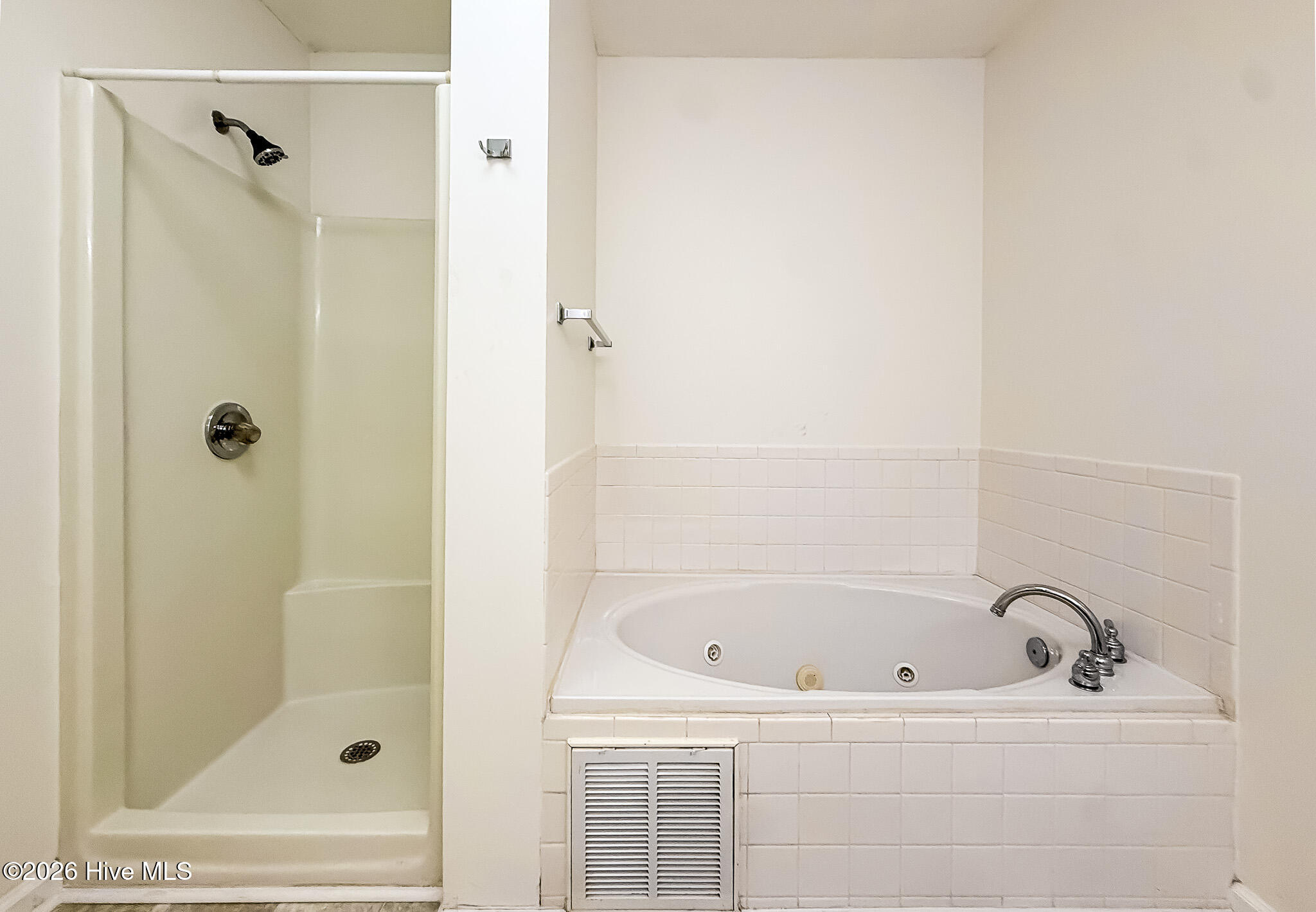 5 Bridle Path Circle Property Photo 35