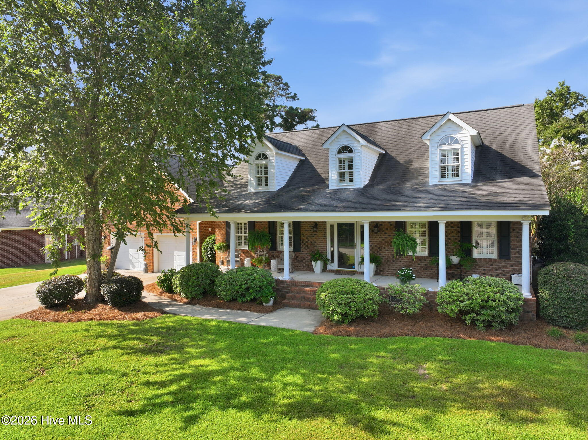 1611 Sanderling Drive Property Photo 2