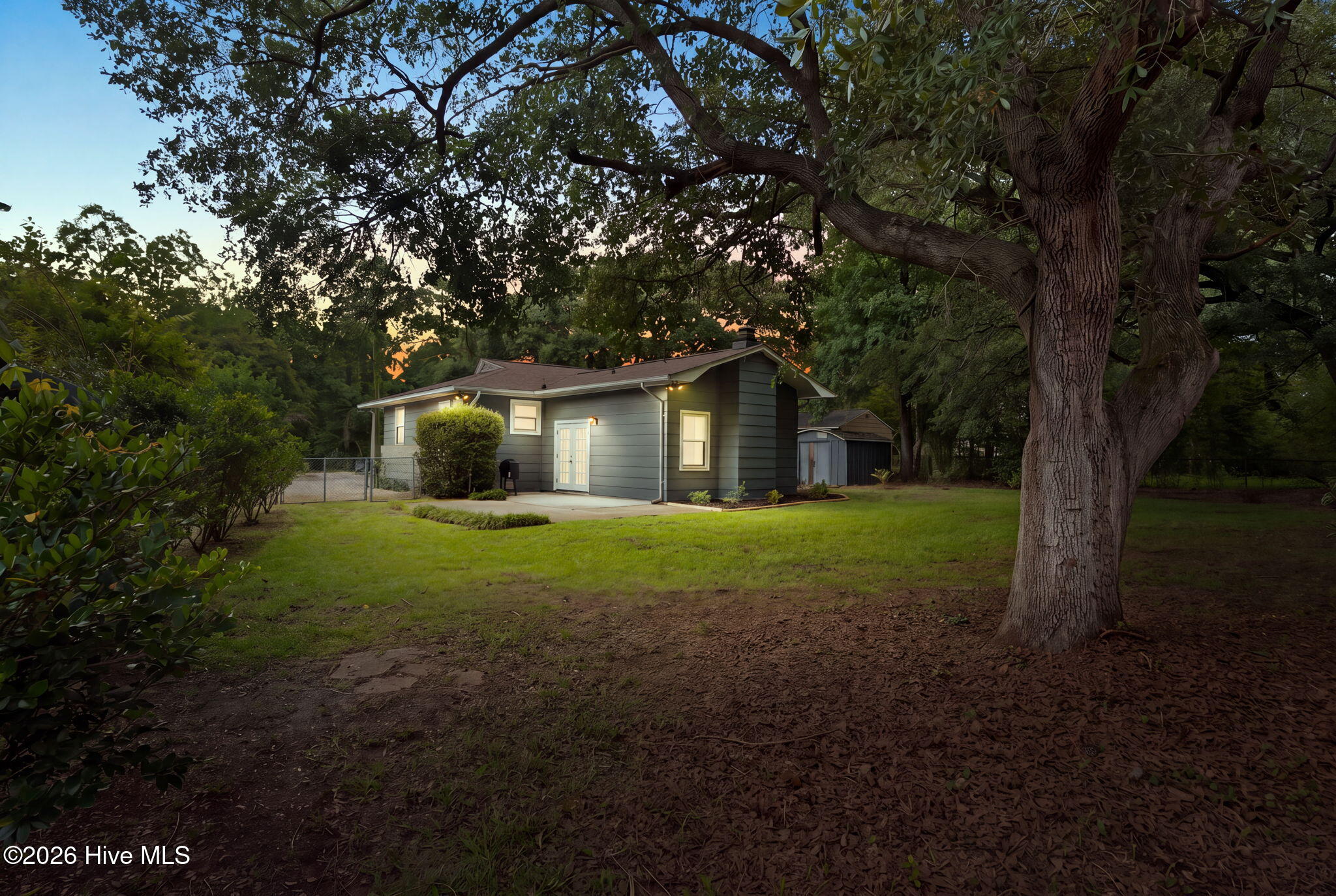 124 Darby Street Property Photo 33