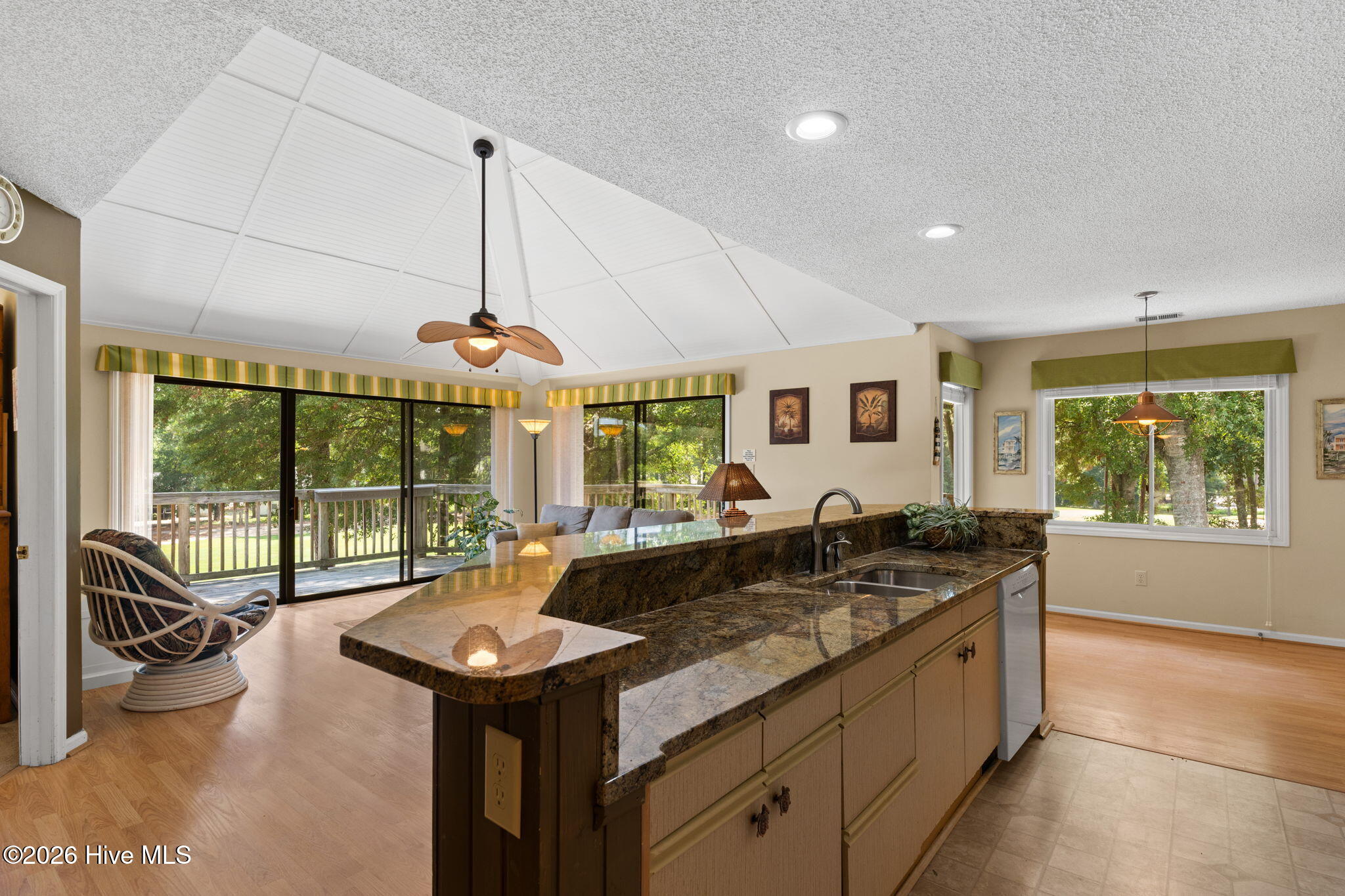 804 Colony Place Sw # F Property Photo 4