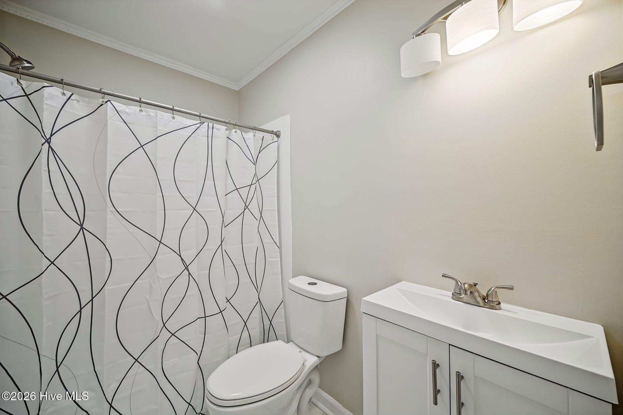404 Betty Drive Property Photo 10