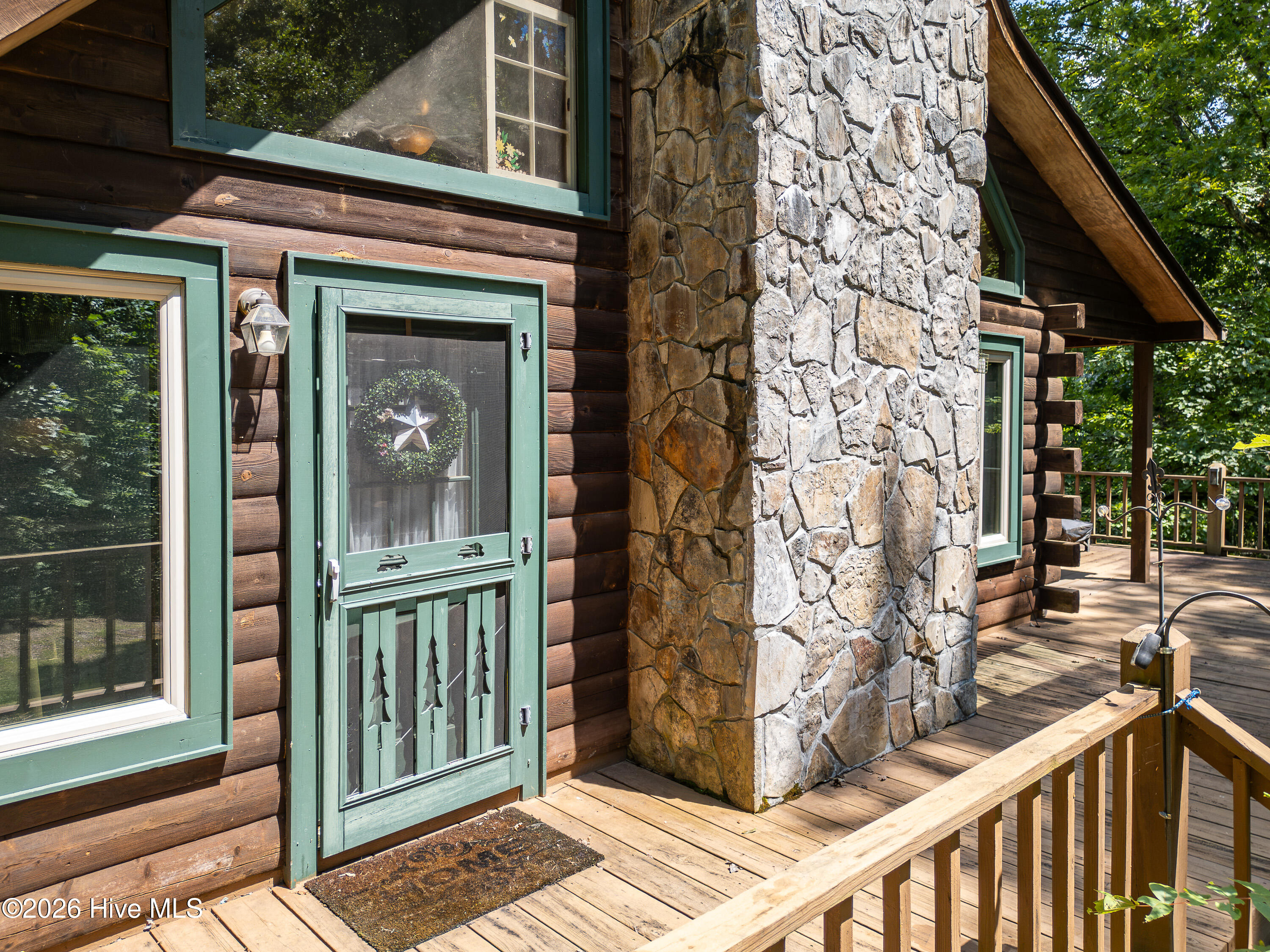 525 Beaver Ridge Road Property Photo 3