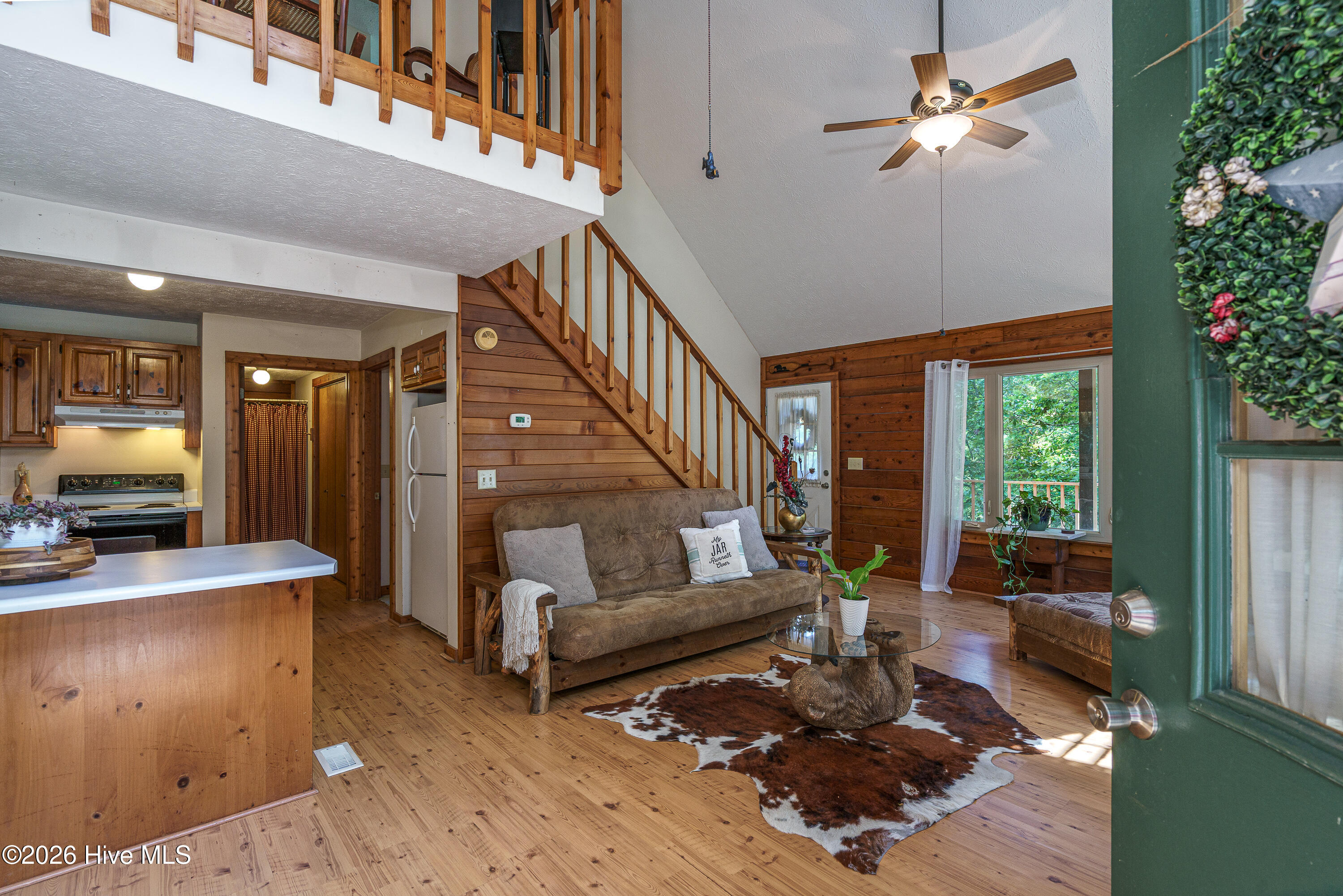 525 Beaver Ridge Road Property Photo 4