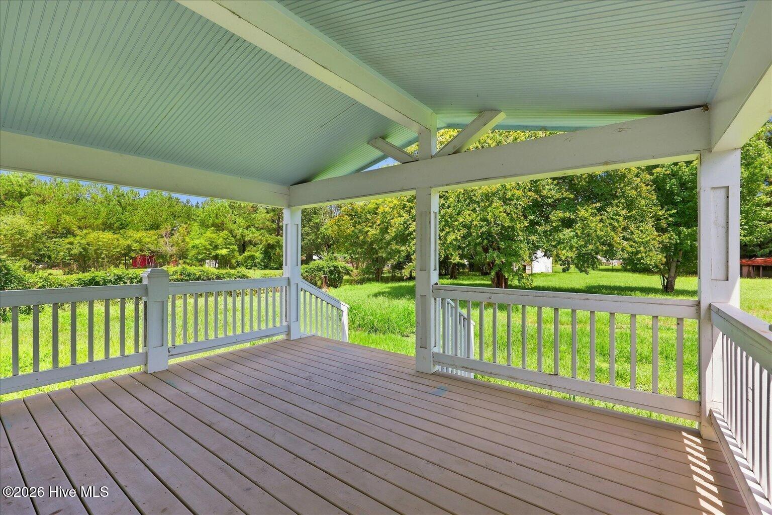 420 Royal Way Se Property Photo 3