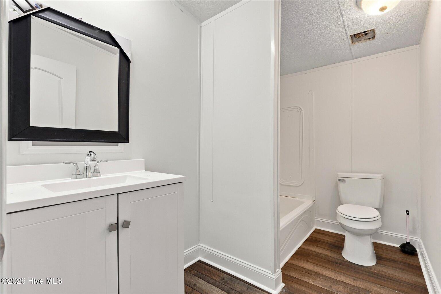 420 Royal Way Se Property Photo 16