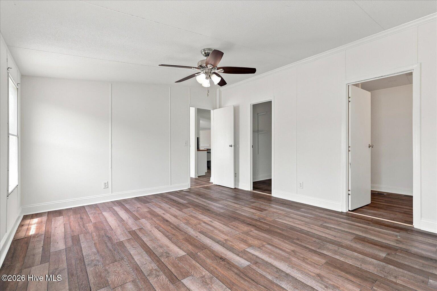420 Royal Way Se Property Photo 18