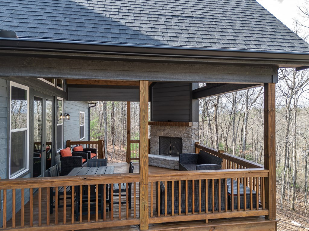 318 Tracks Hollow Property Photo 38
