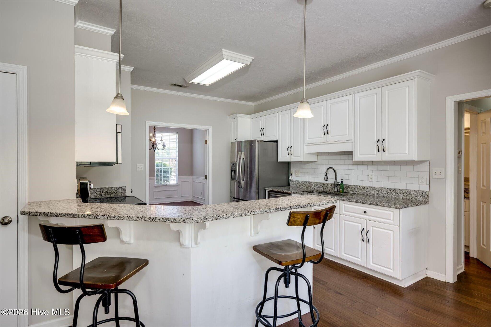 224 Bainbridge Drive Property Photo 13