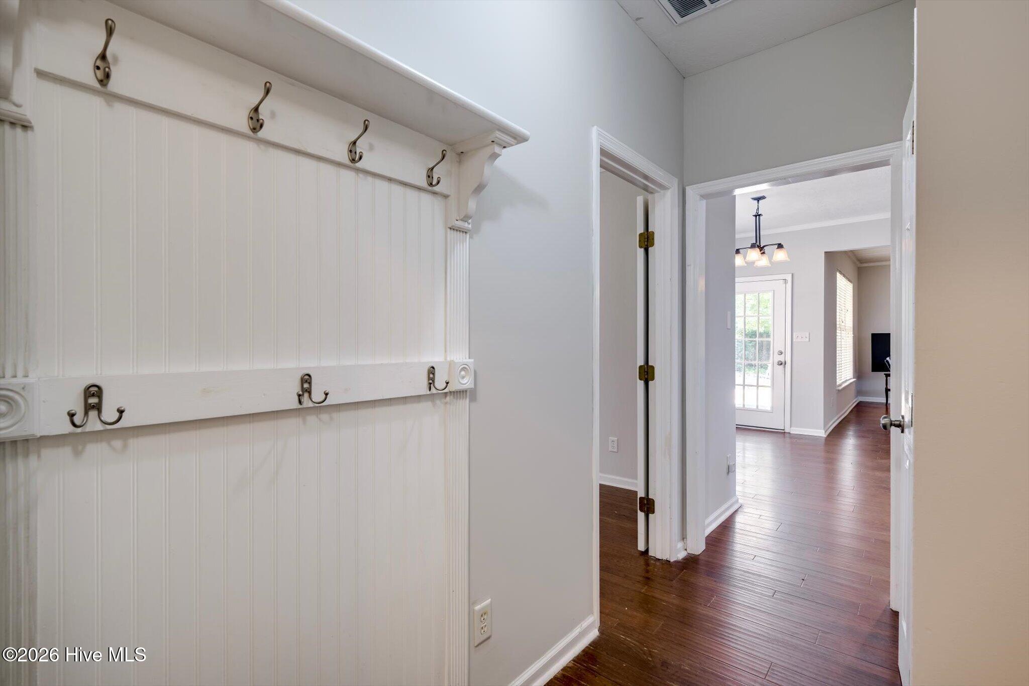 224 Bainbridge Drive Property Photo 20