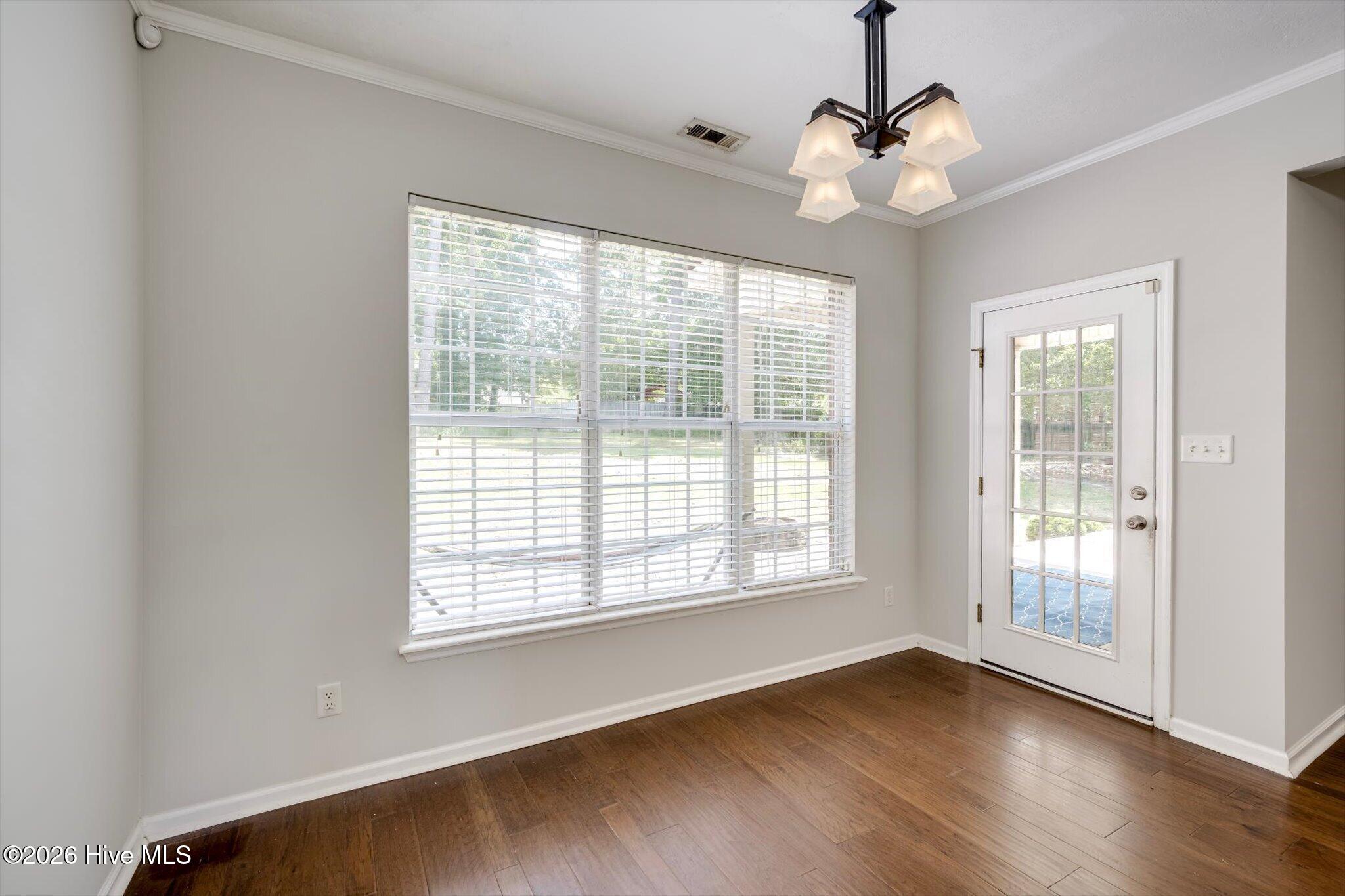 224 Bainbridge Drive Property Photo 40