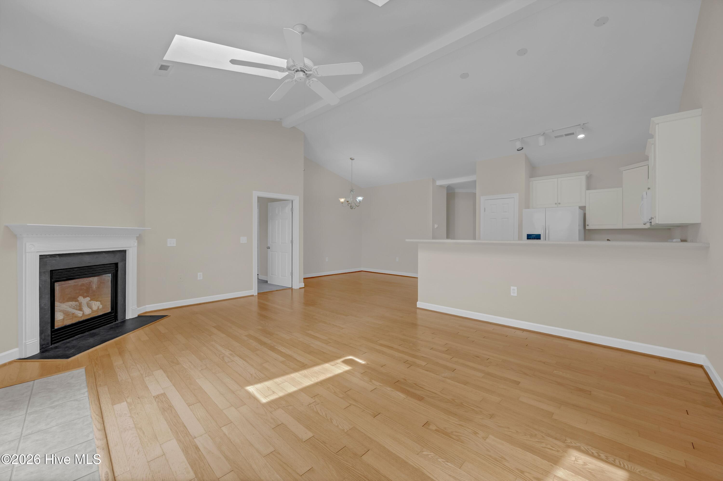 337 Monlandil Drive Property Photo 5
