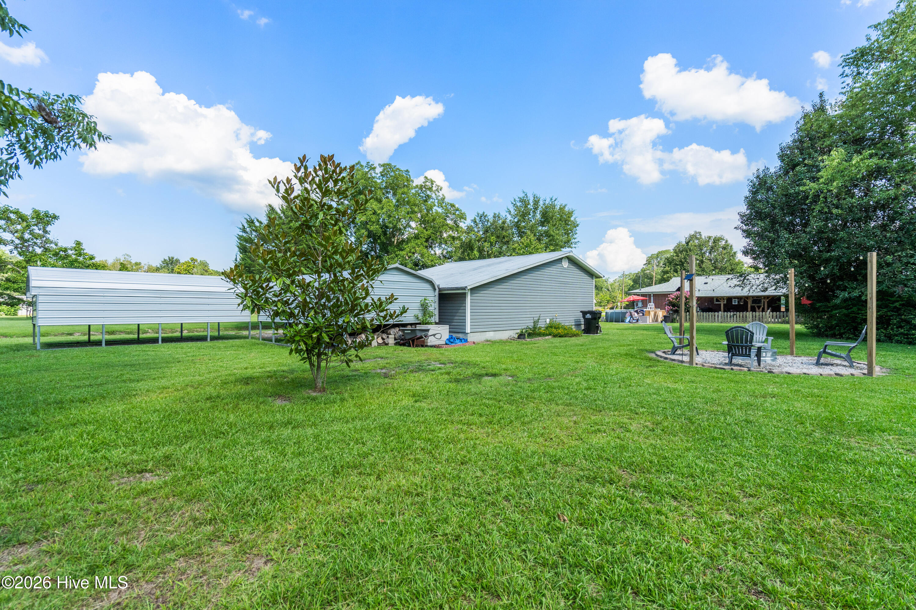 217 E Henry Street Property Photo 68