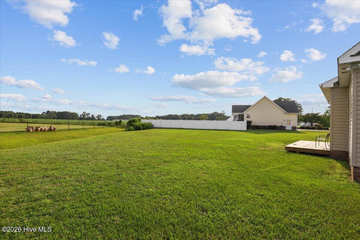 400 Wingspread Drive Property Photo 6