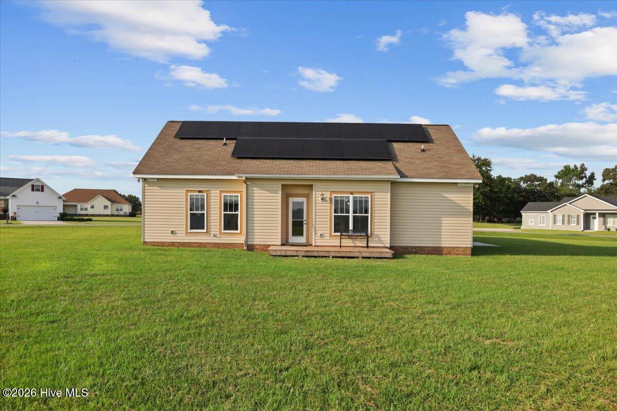 400 Wingspread Drive Property Photo 8