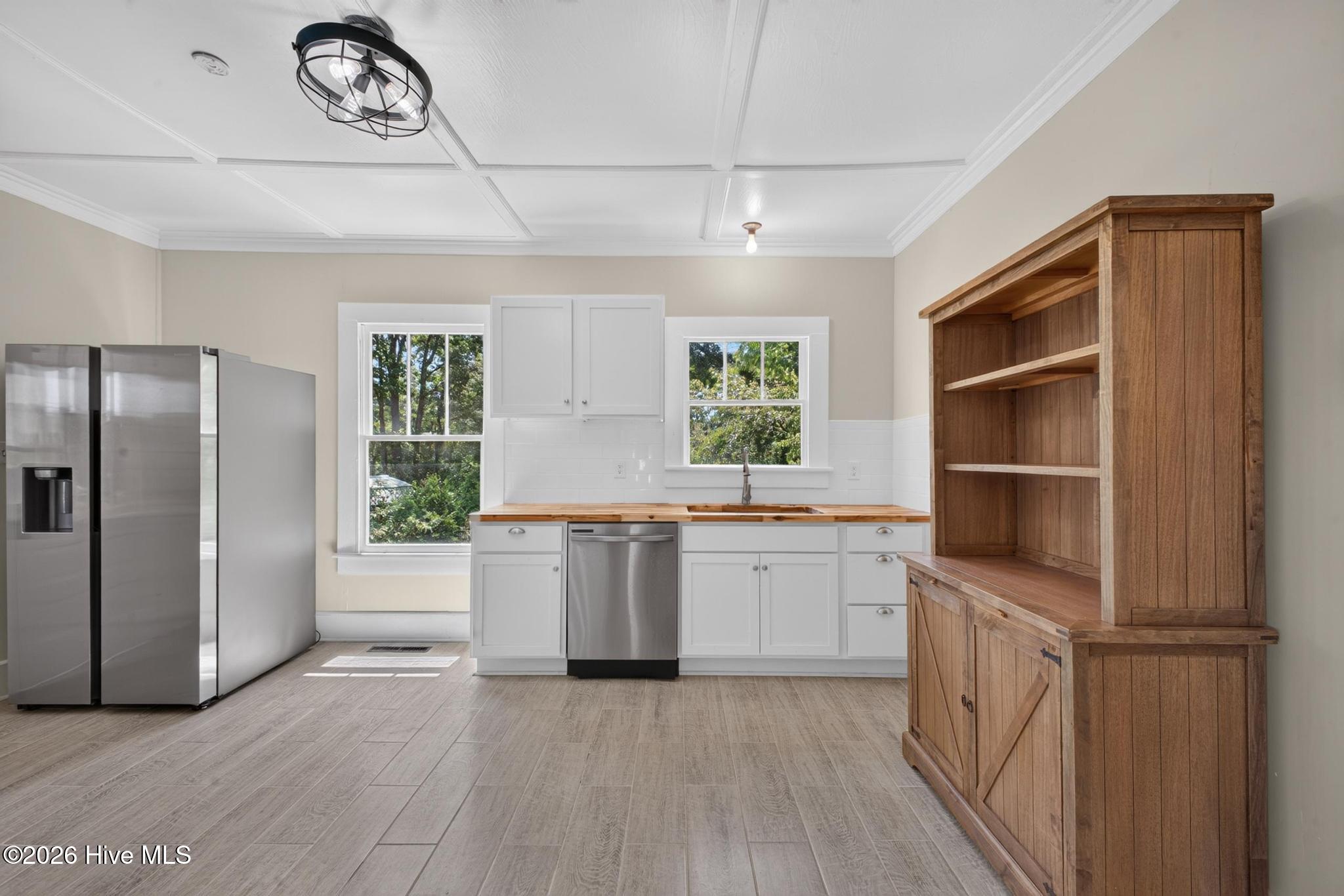 104 Powell Street Property Photo 15