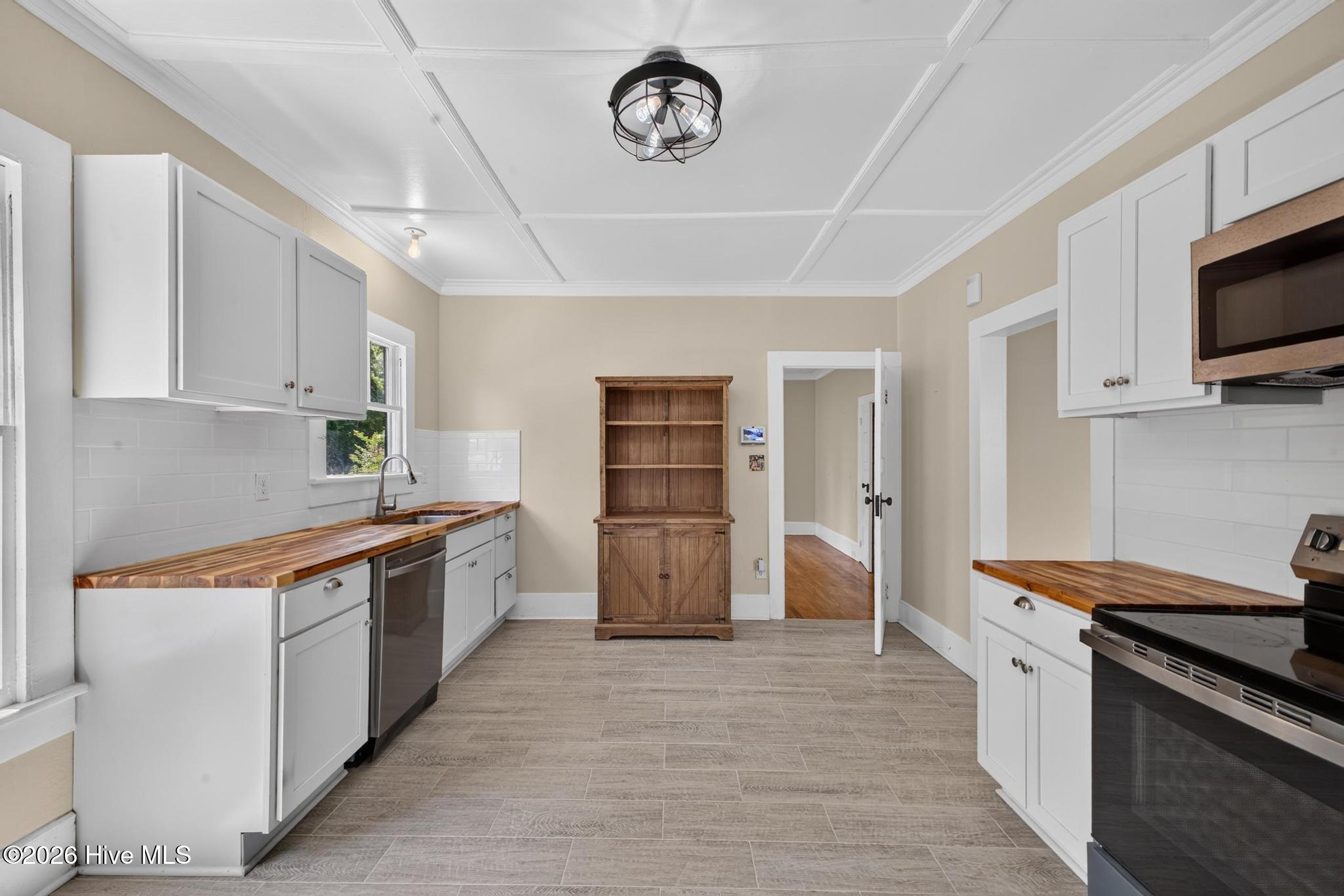 104 Powell Street Property Photo 16