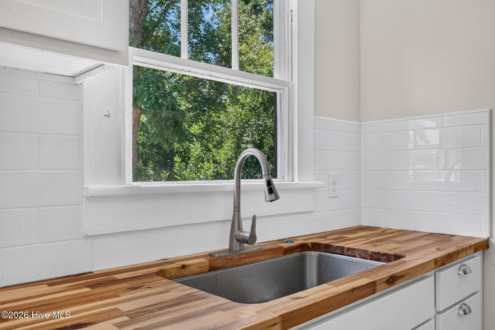 104 Powell Street Property Photo 18