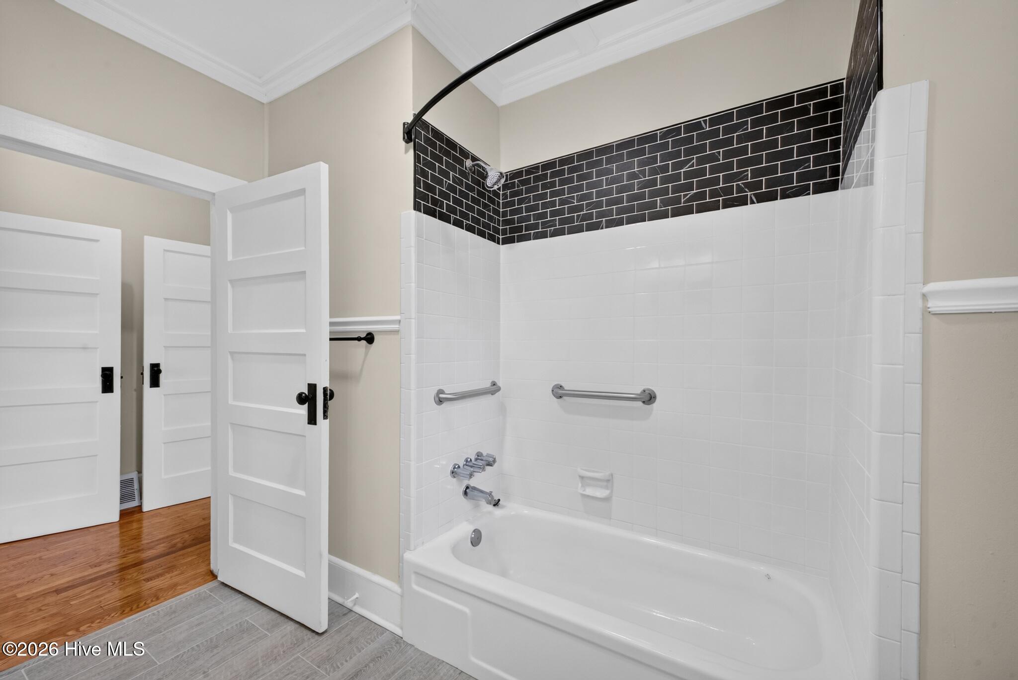 104 Powell Street Property Photo 27