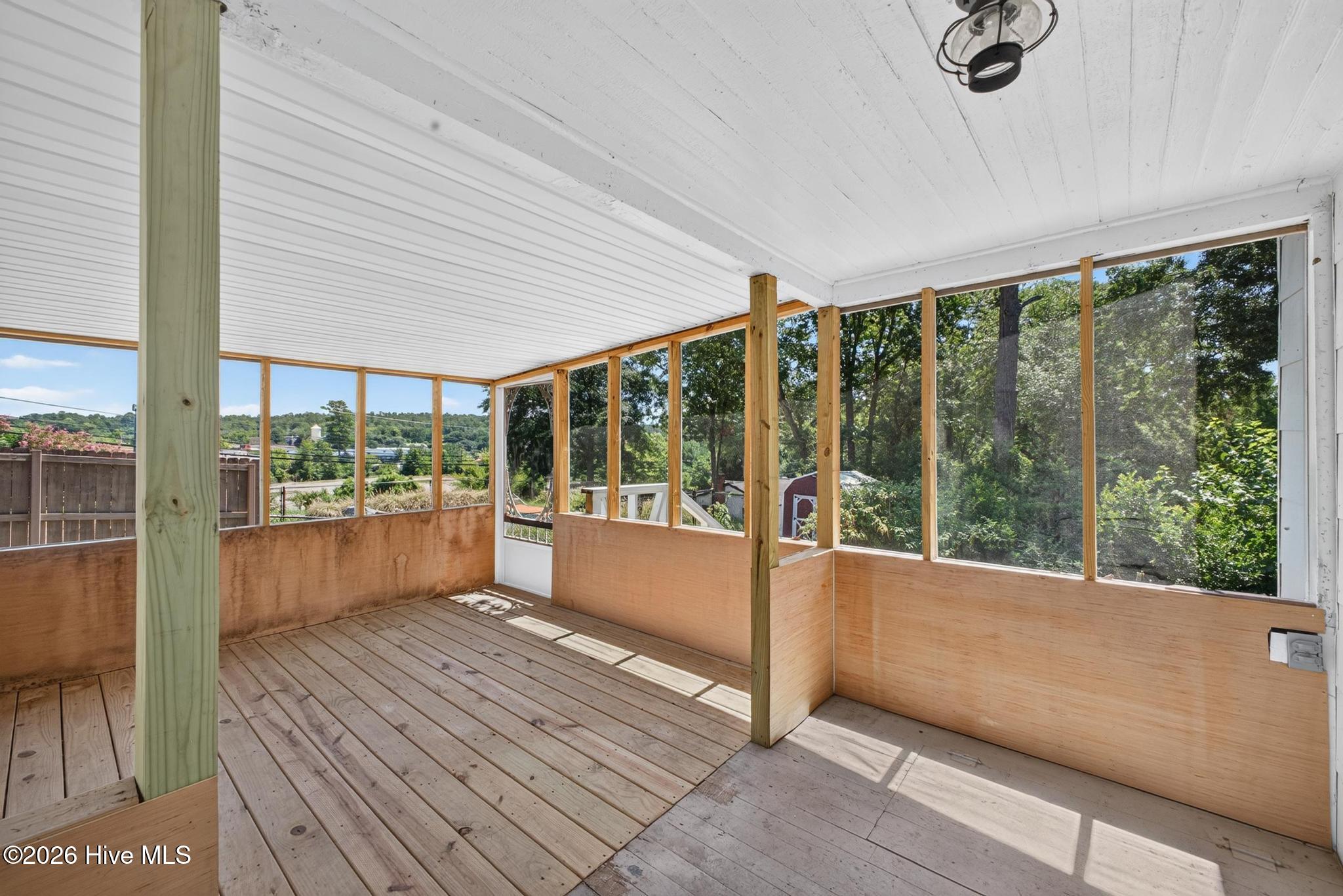 104 Powell Street Property Photo 29
