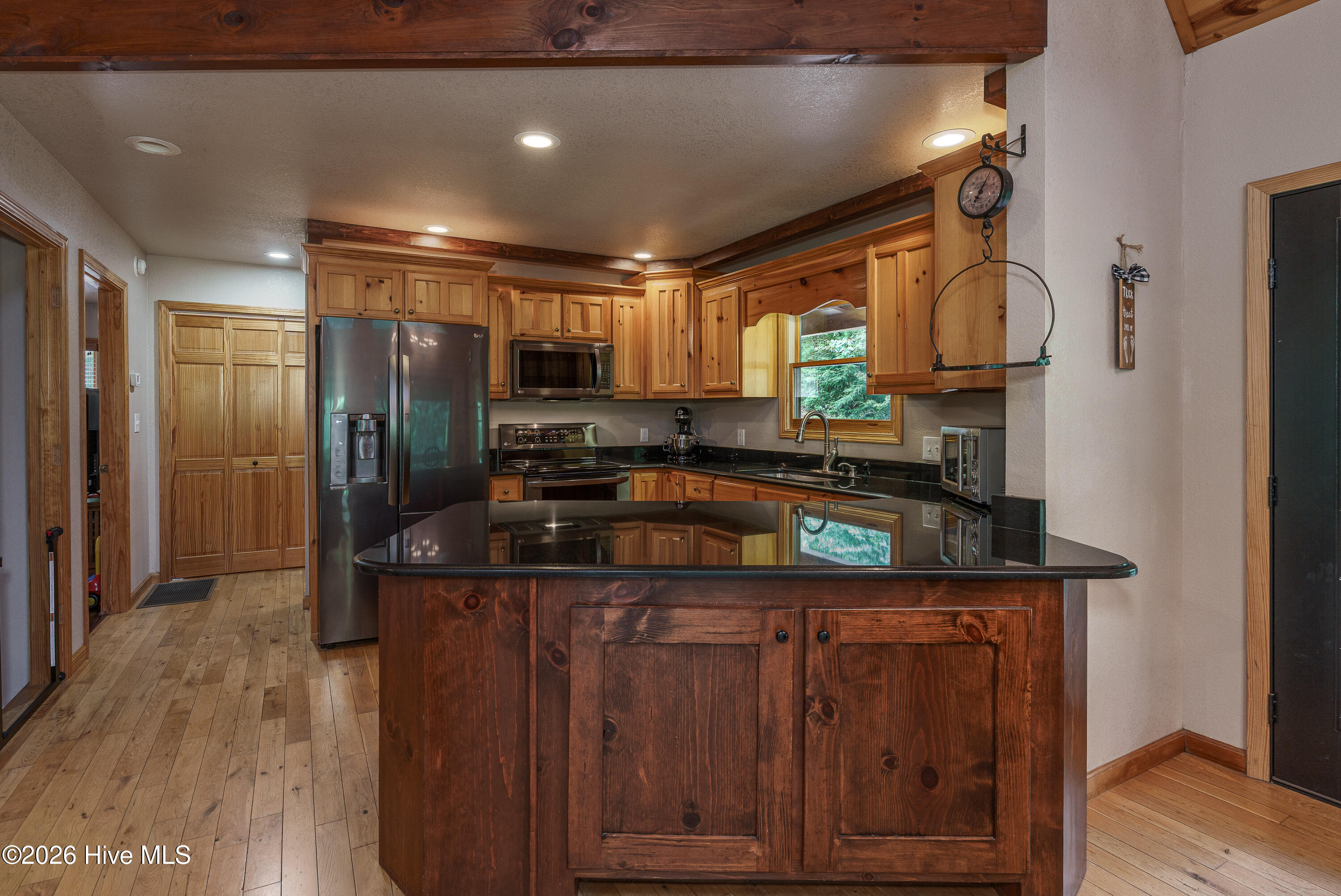 70 Snipe Lane Property Photo 4