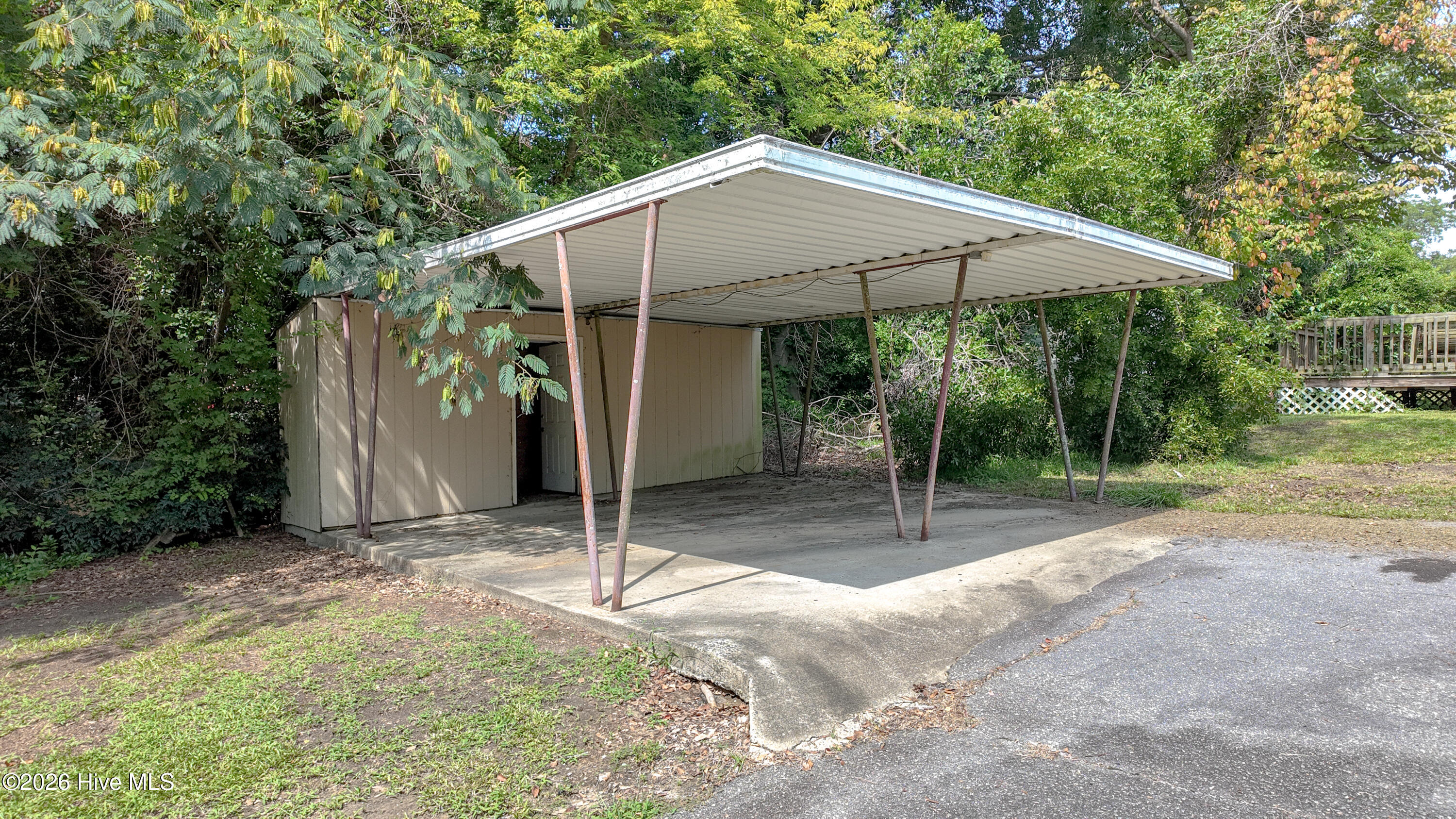 114 Eastover Avenue Property Photo 33