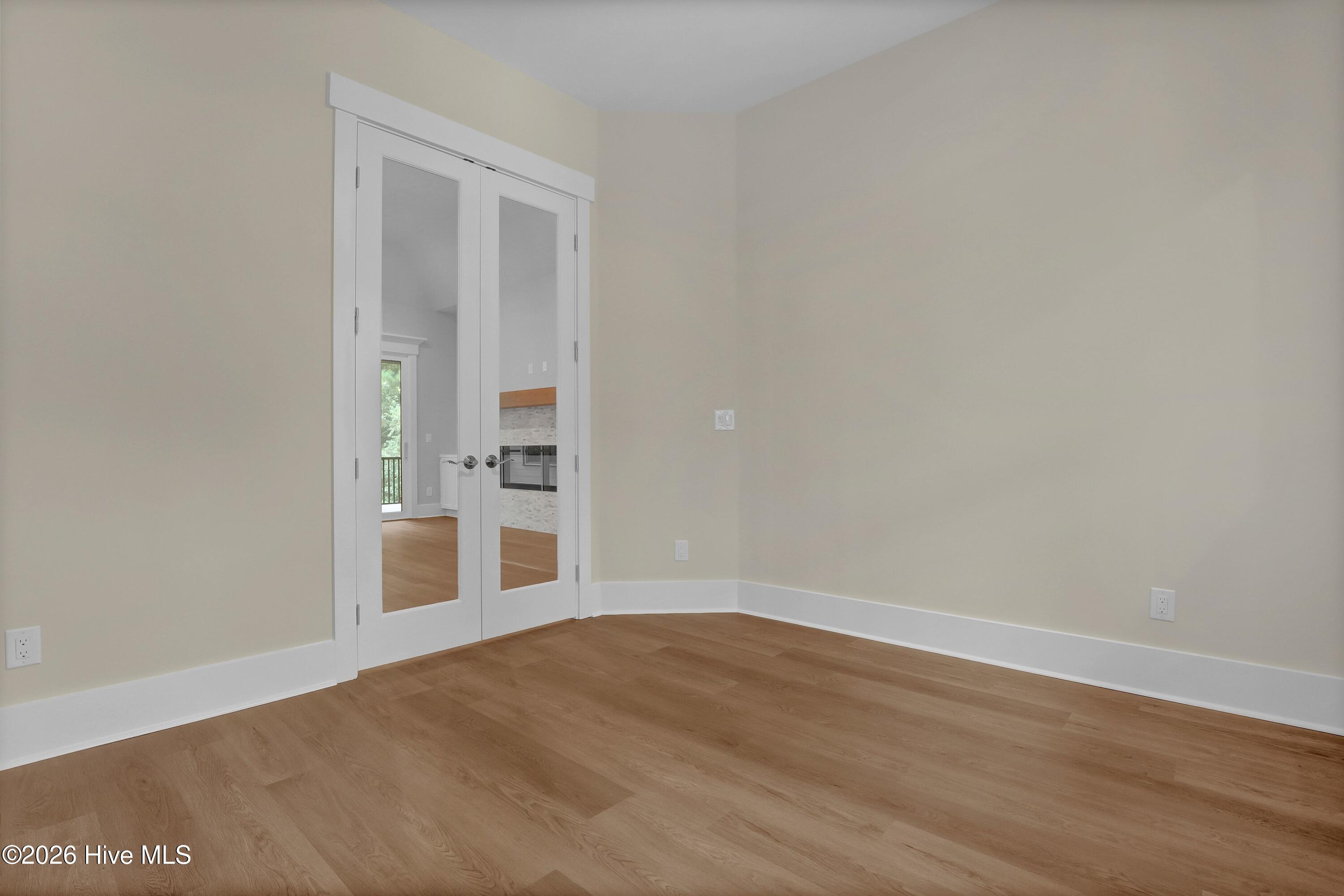 105 Tradewinds Drive Property Photo 18