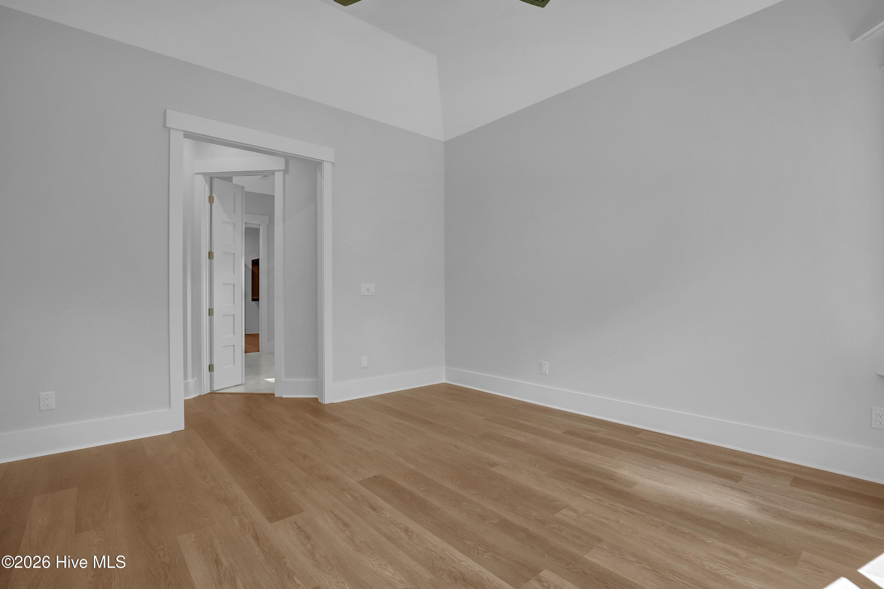 105 Tradewinds Drive Property Photo 26