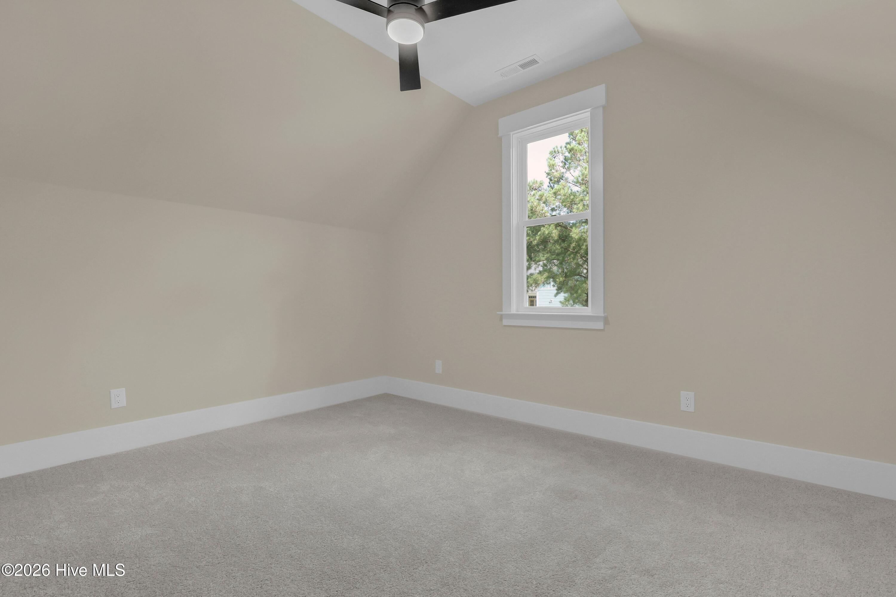 105 Tradewinds Drive Property Photo 43
