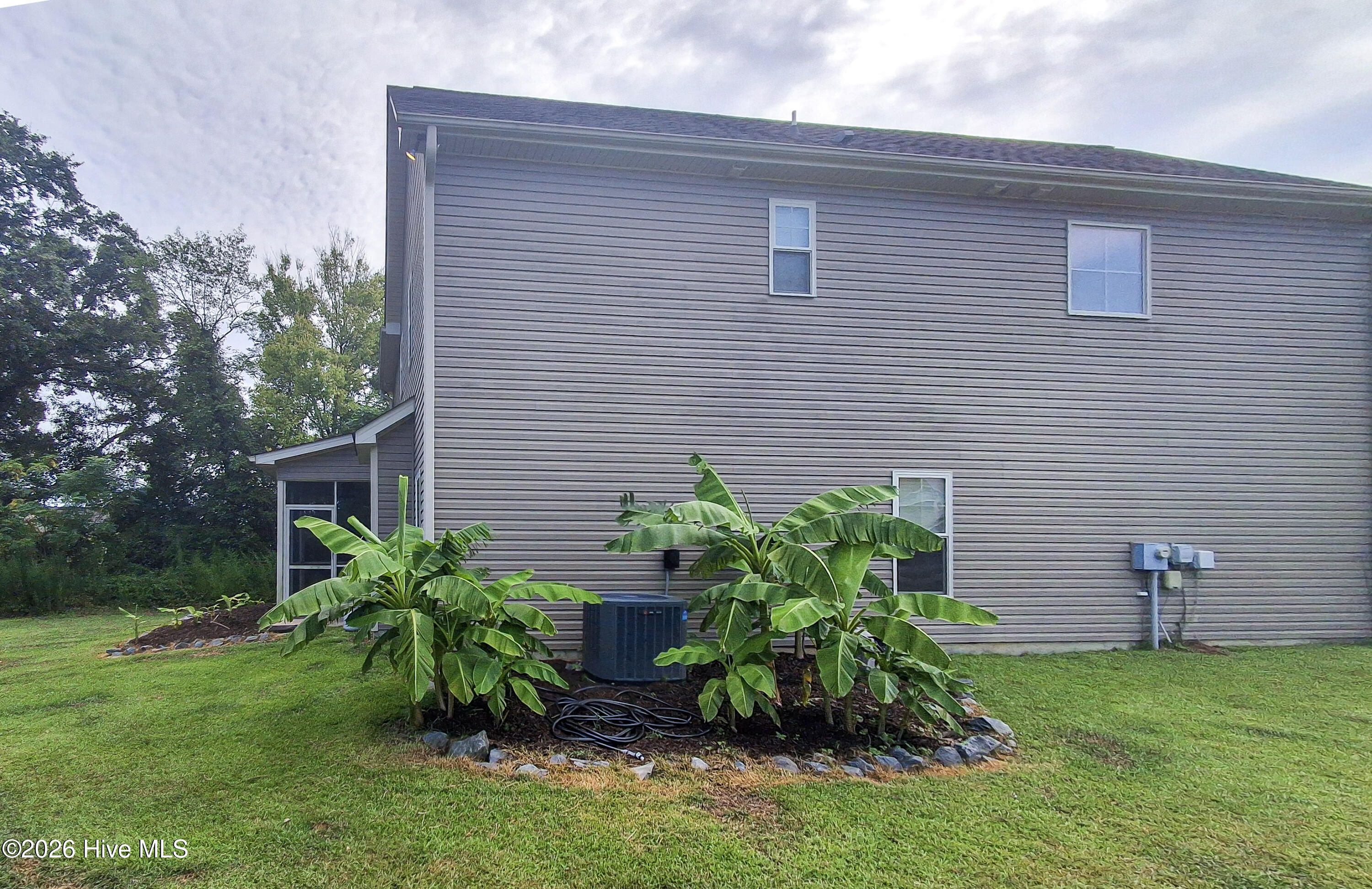 212 Rustic Field Drive Property Photo 3