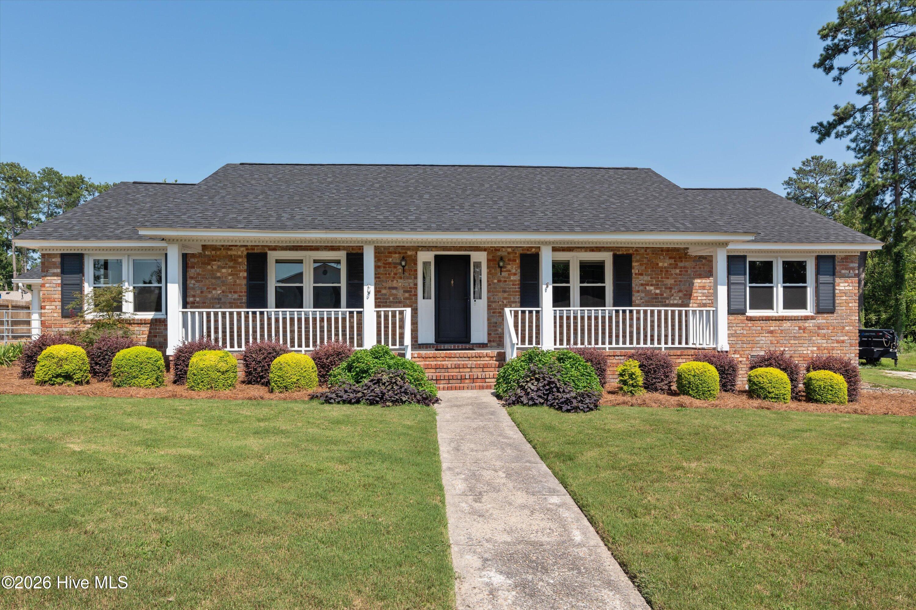 3313 Thread Needle Road W Property Photo 2