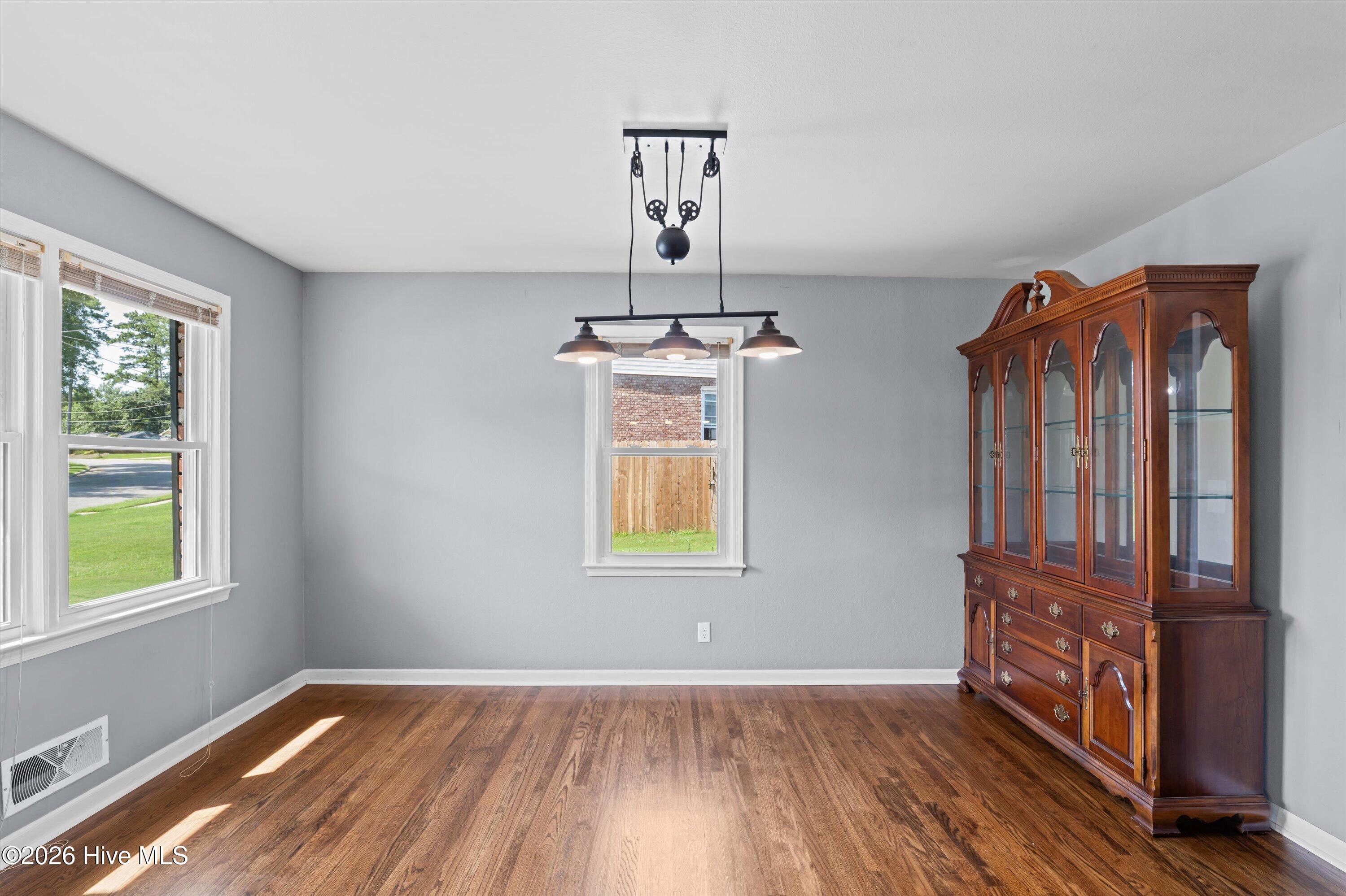 3313 Thread Needle Road W Property Photo 16
